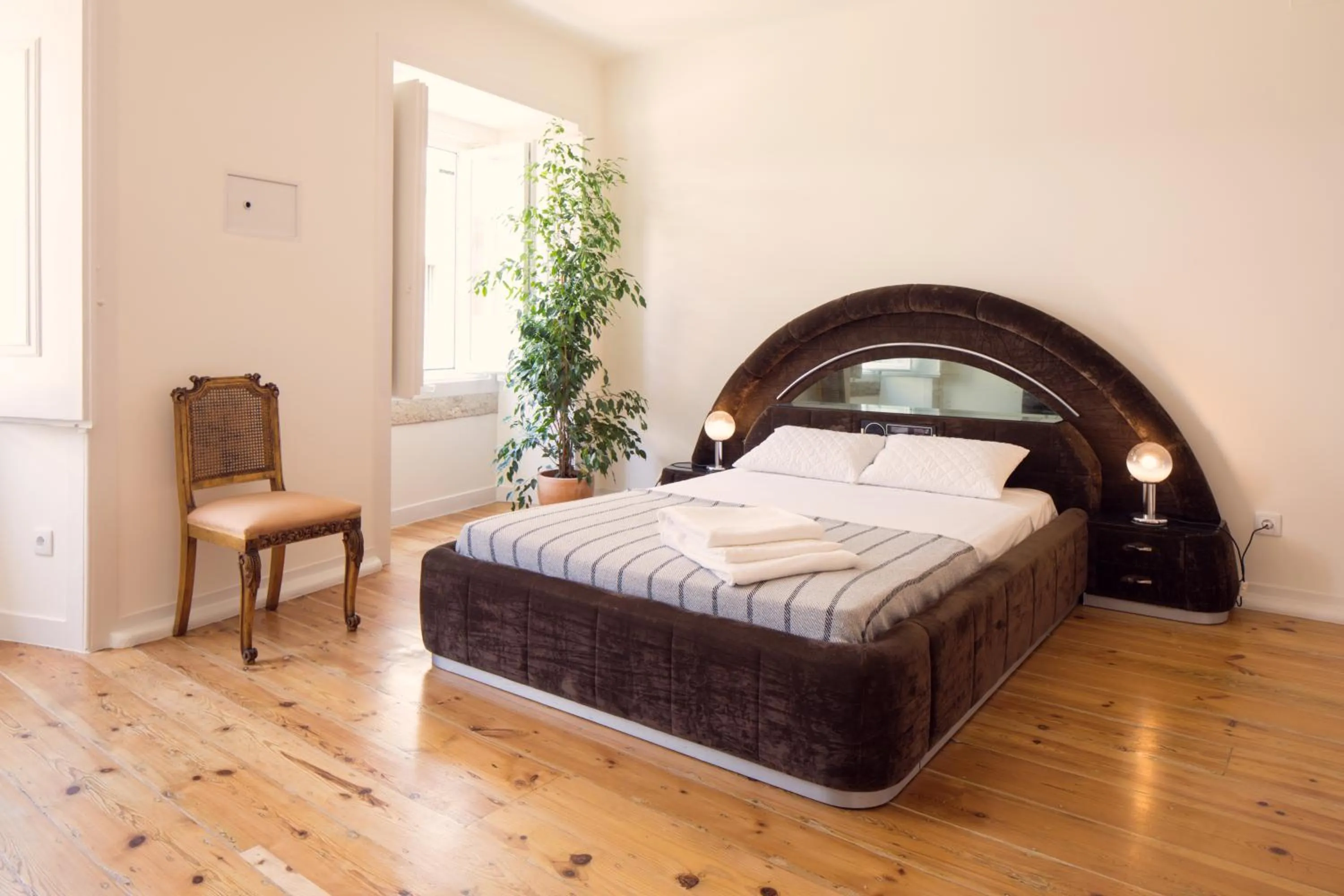 Bed in Lisbon Calling Rooms & Studio