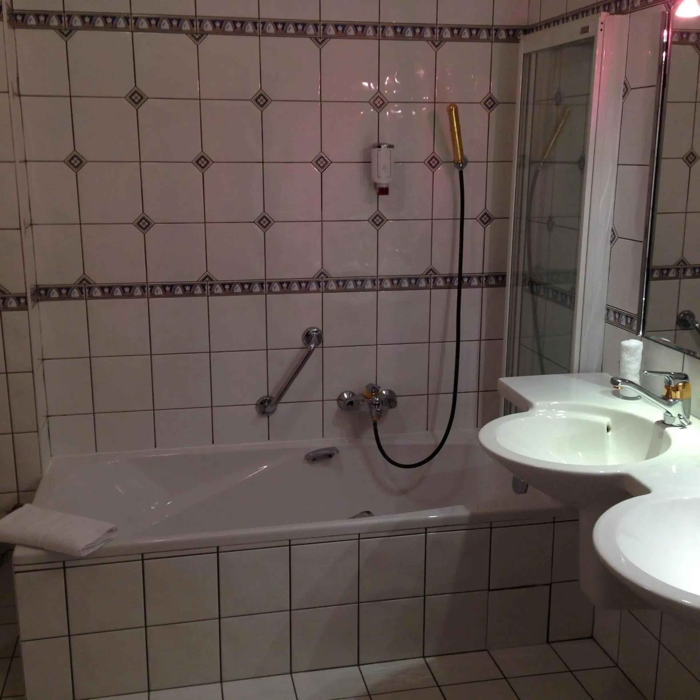 Double Room with Bath in Hotel Pinocchio Double Room with Bath in Hotel Pinocchio