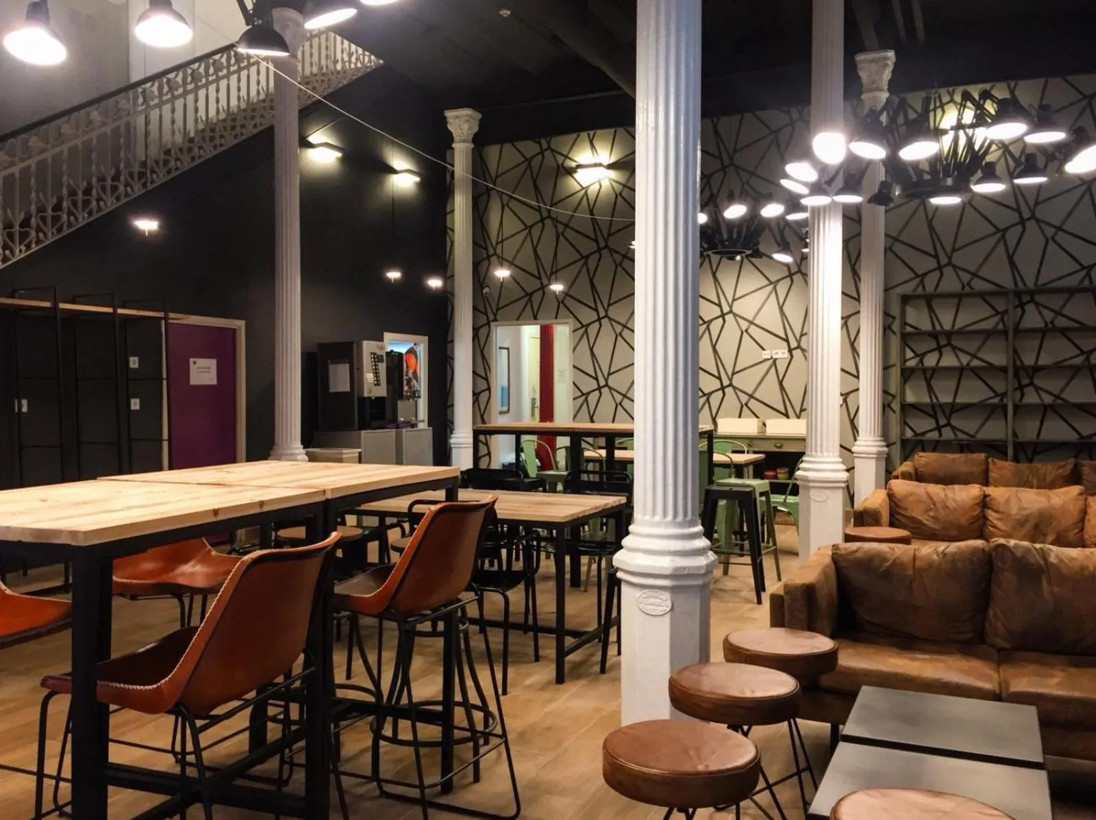 Library in Safestay Barcelona Gothic