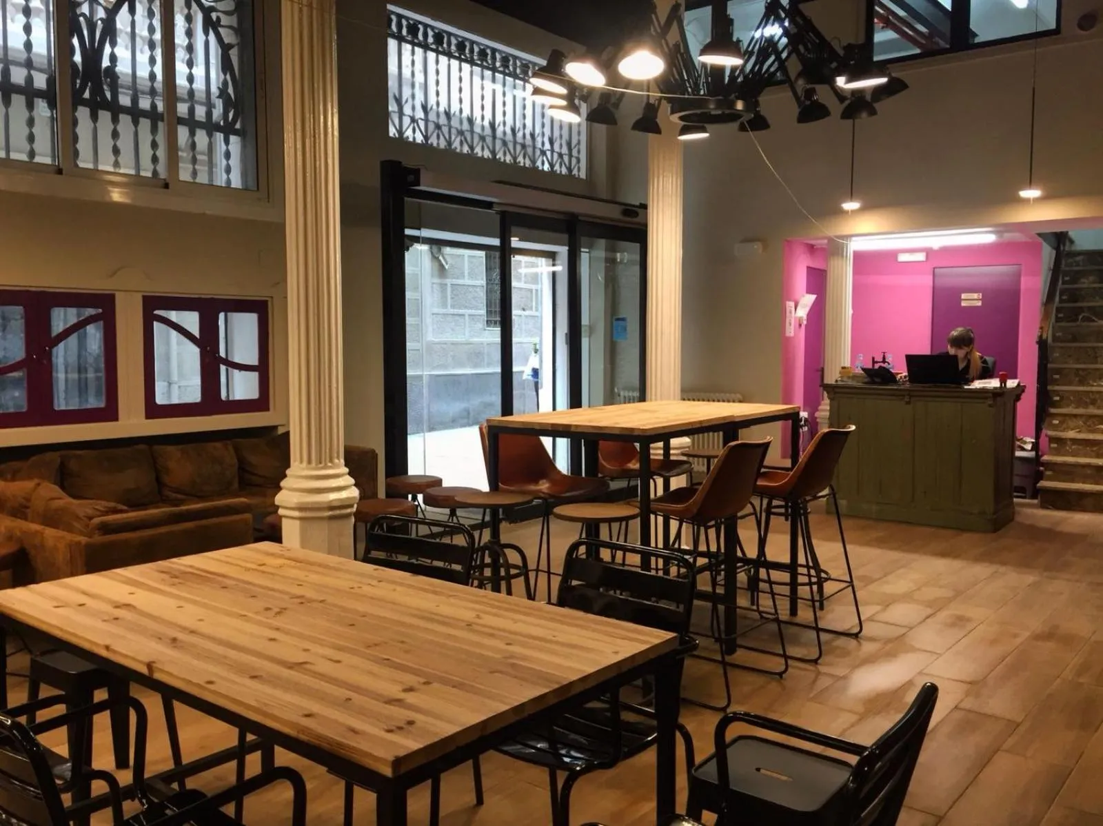 Lobby or reception in Safestay Barcelona Gothic