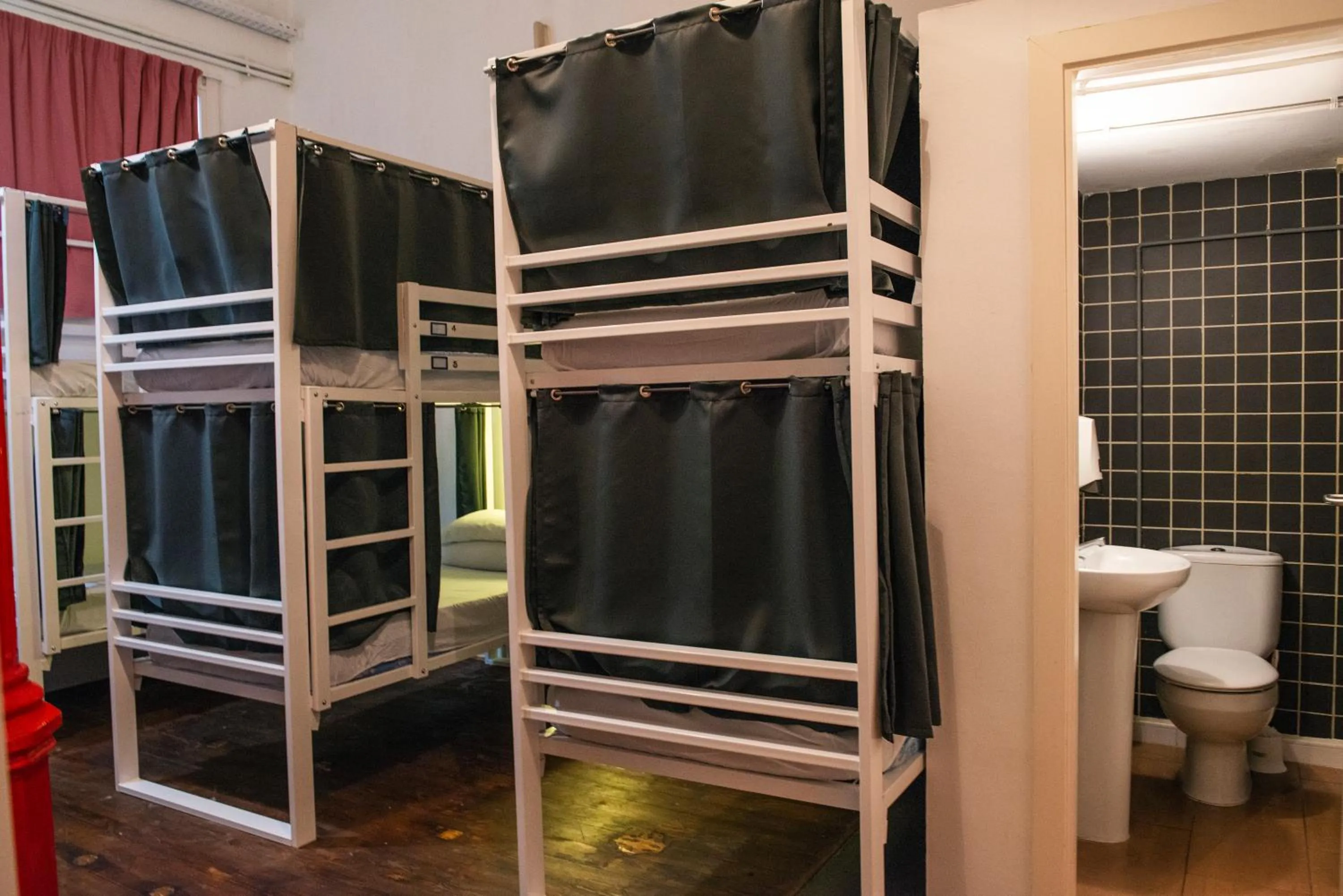 bunk bed in Safestay Barcelona Gothic