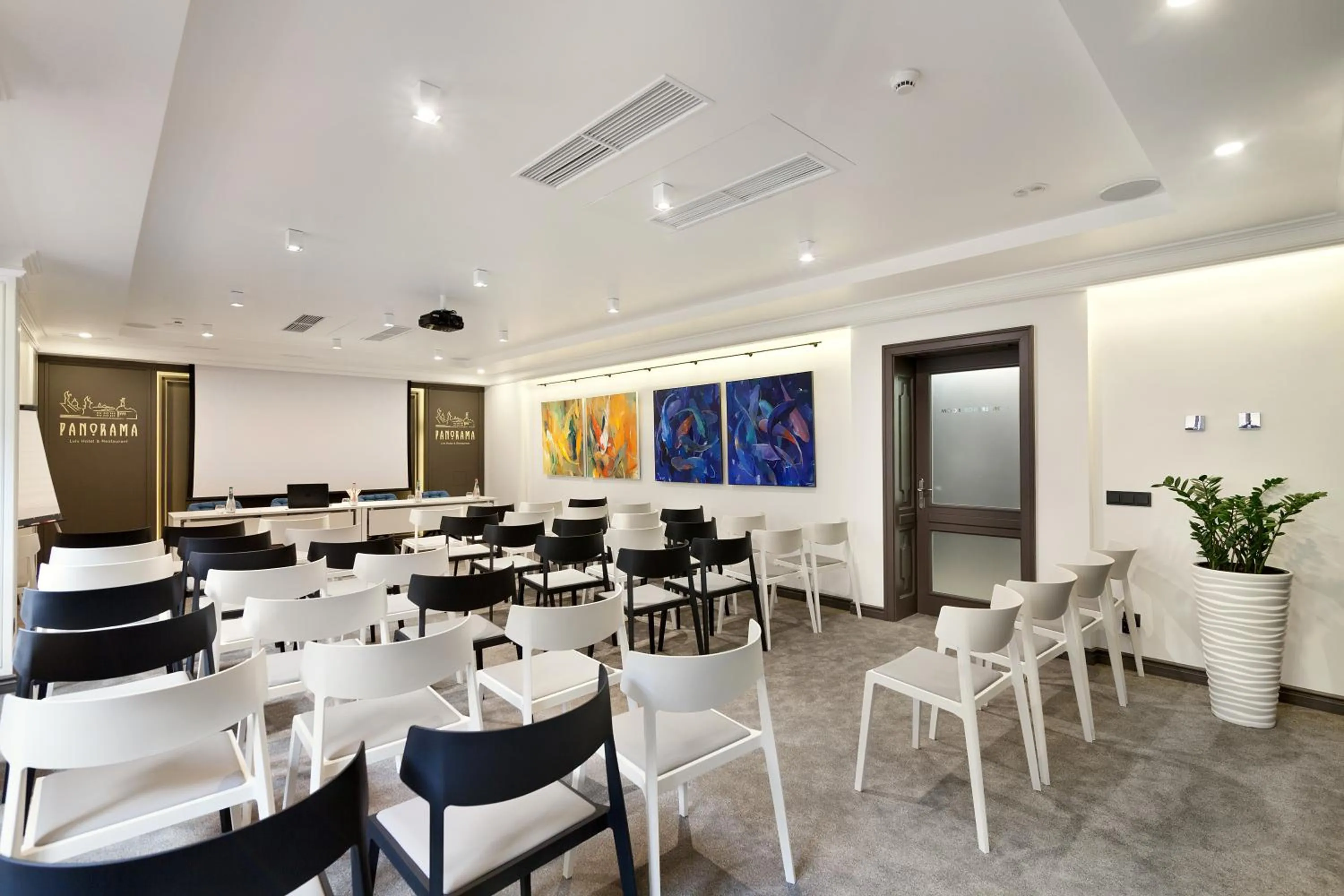 Meeting/conference room in PANORAMA Lviv Hotel