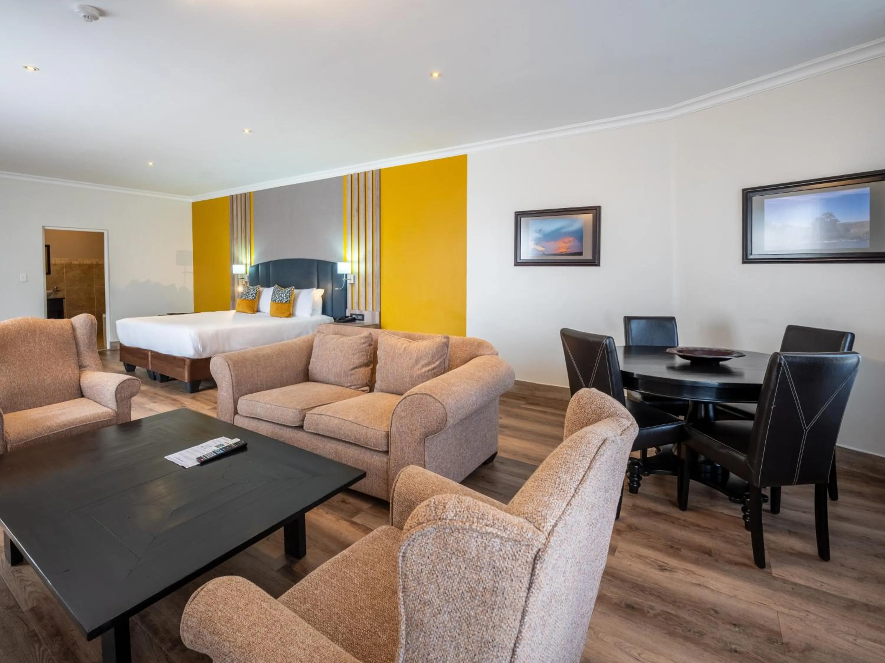 Bed in ANEW Hotel Highveld Emalahleni