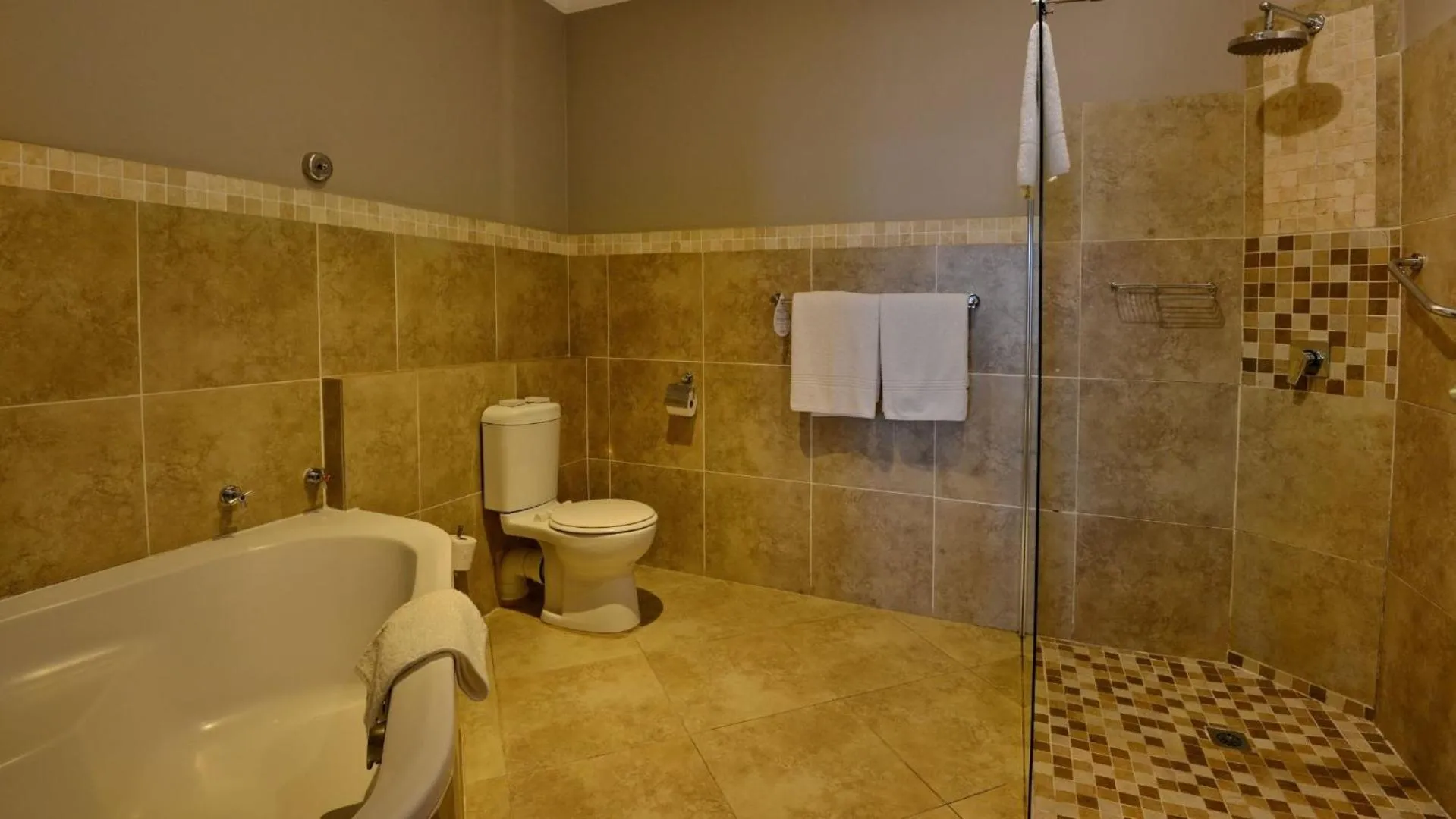 Bathroom in ANEW Hotel Highveld Emalahleni