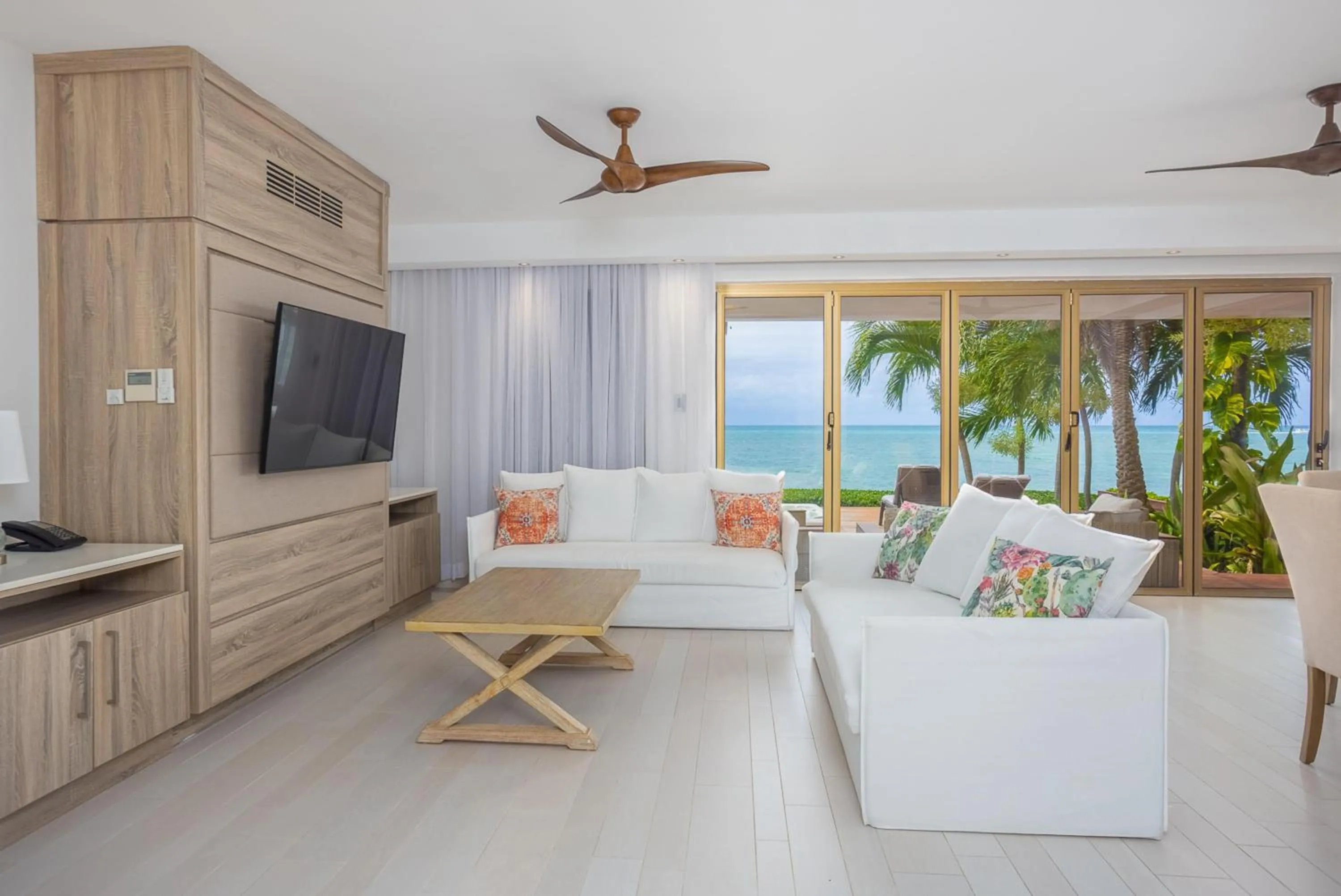 Photo of the whole room in Hodges Bay Resort & Spa, an HQ Luxury Resort & Residences