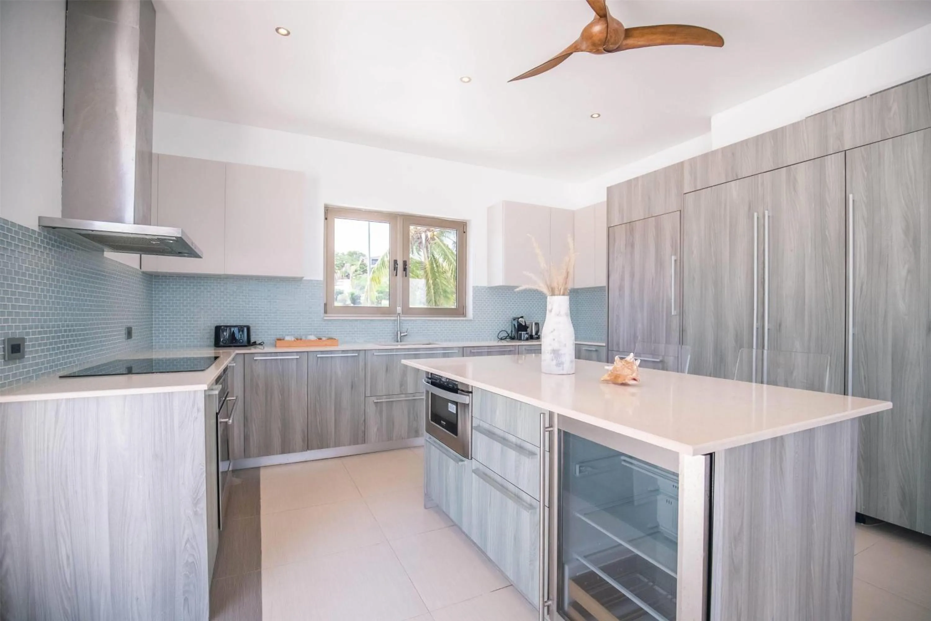 Photo of the whole room in Hodges Bay Resort & Spa, an HQ Luxury Resort & Residences