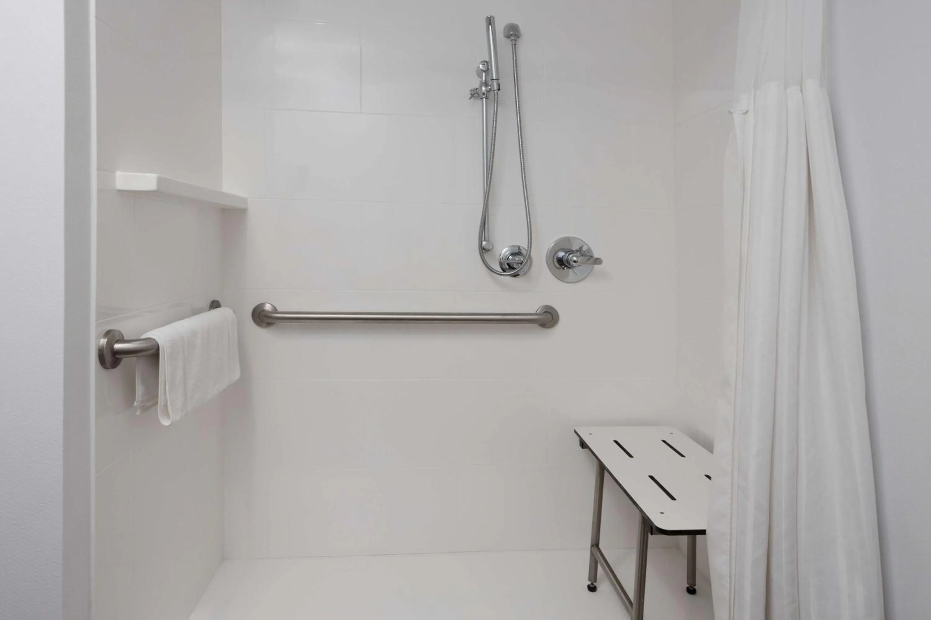 Bathroom in Hilton Garden Inn Birmingham SE/Liberty Park