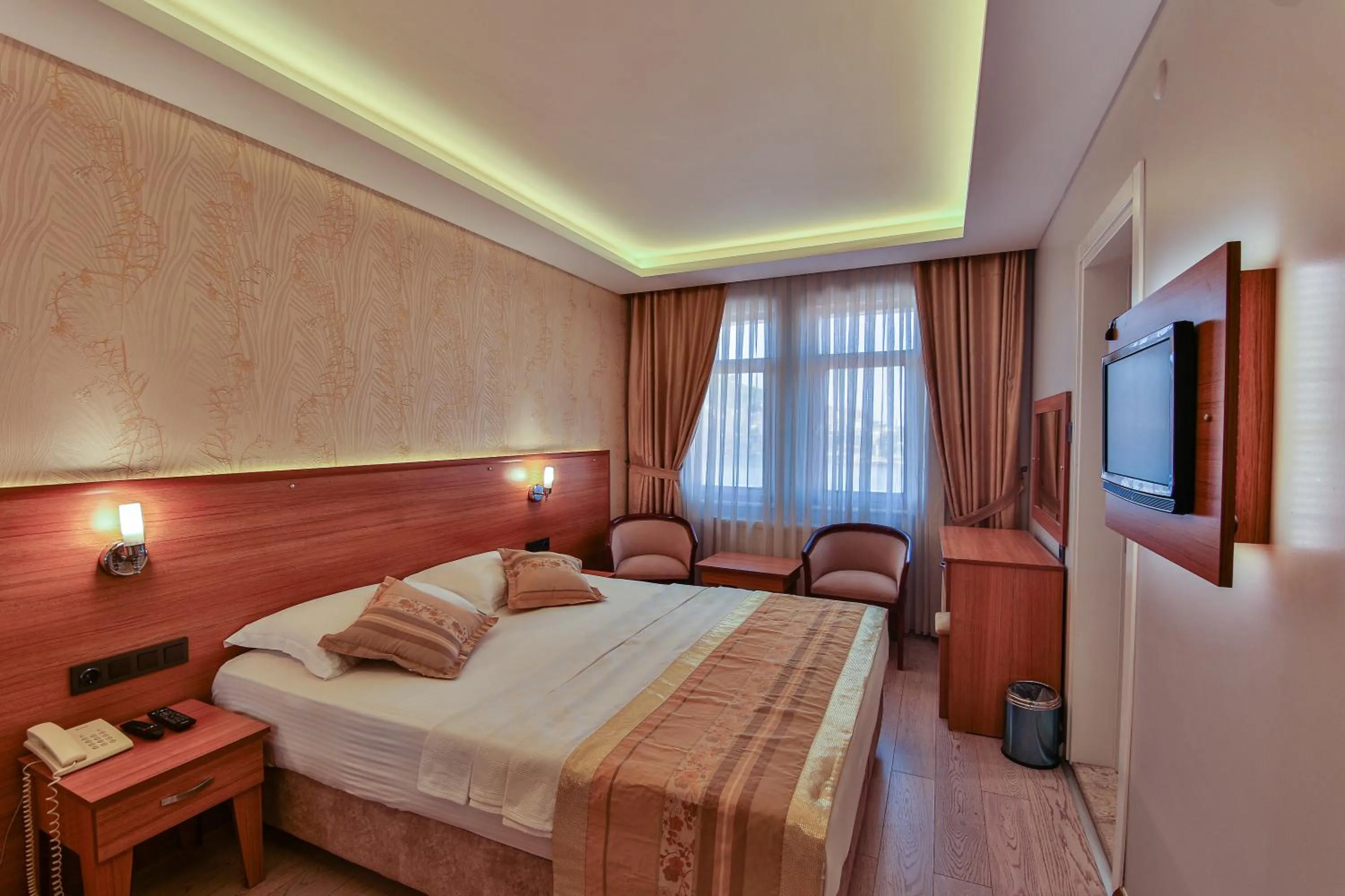 Bed in Seymen Hotel