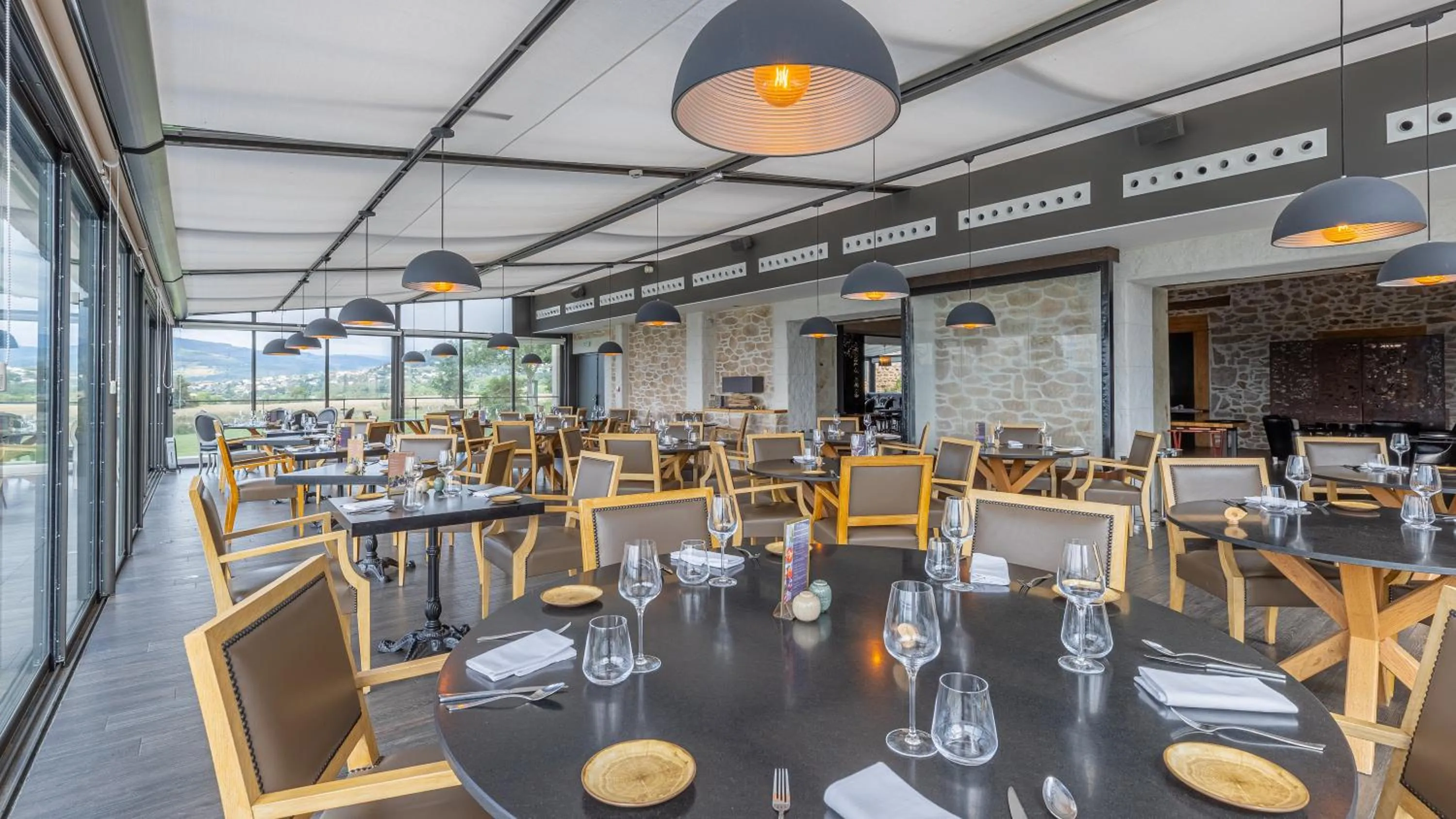 Restaurant/places to eat in Domaine De Saint Clair