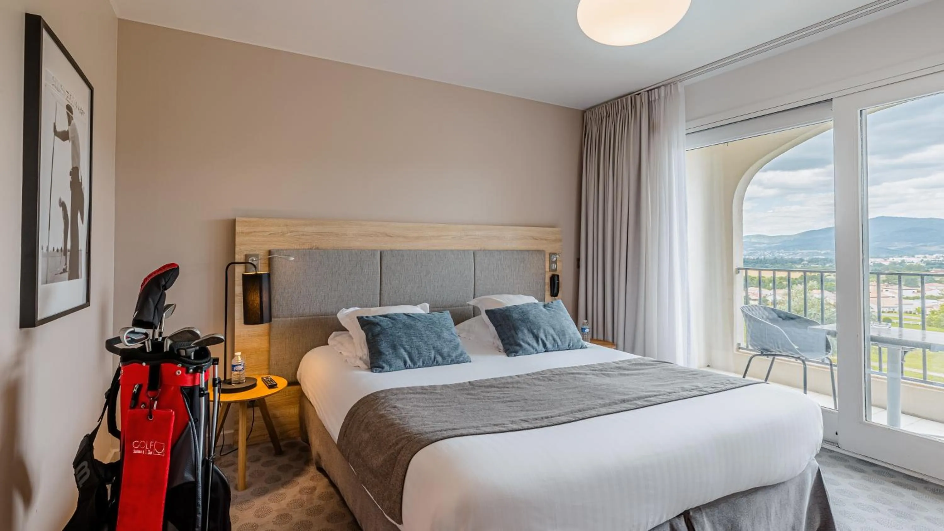 Bed in Domaine De Saint Clair