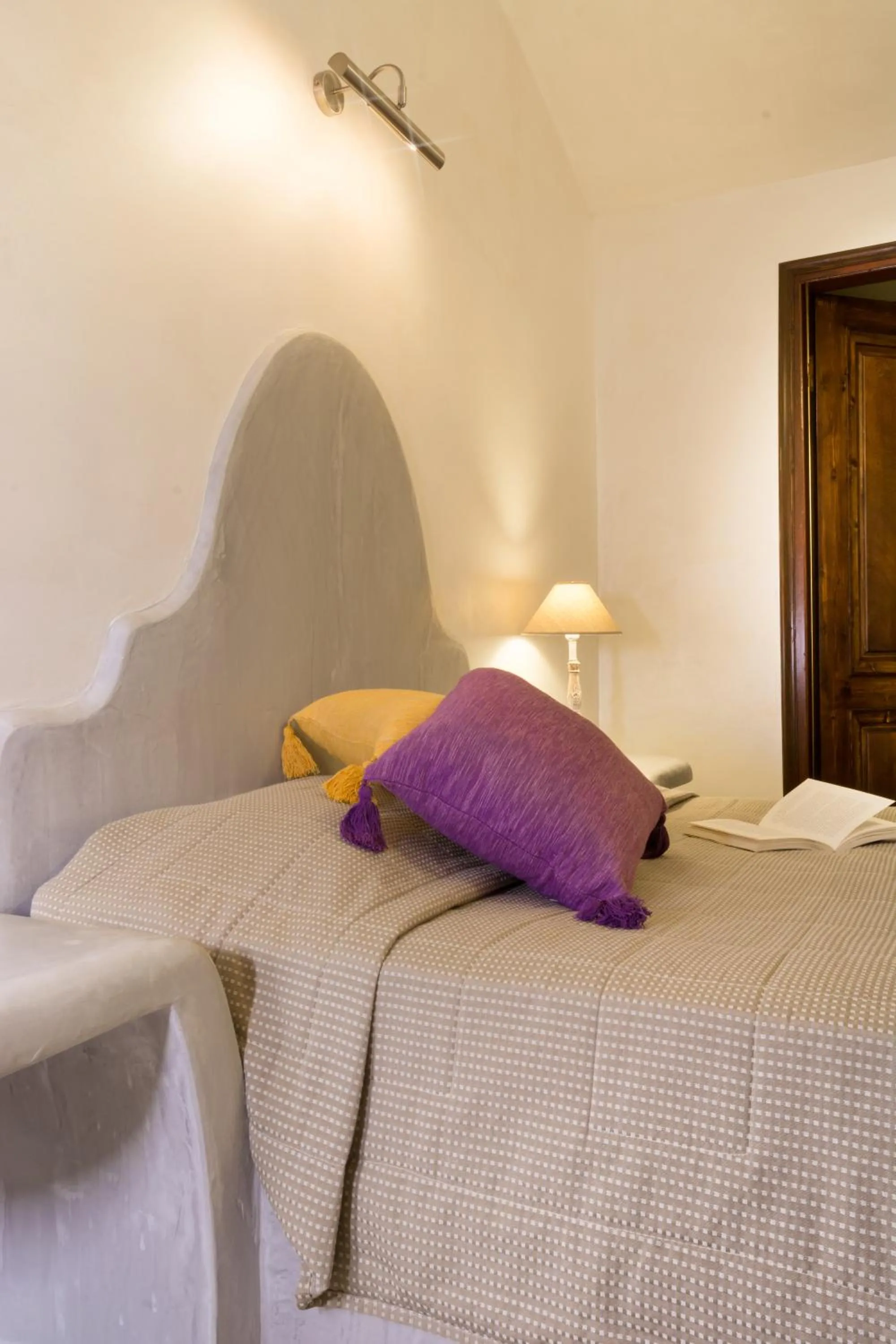 Bed in Hotel Sunrise