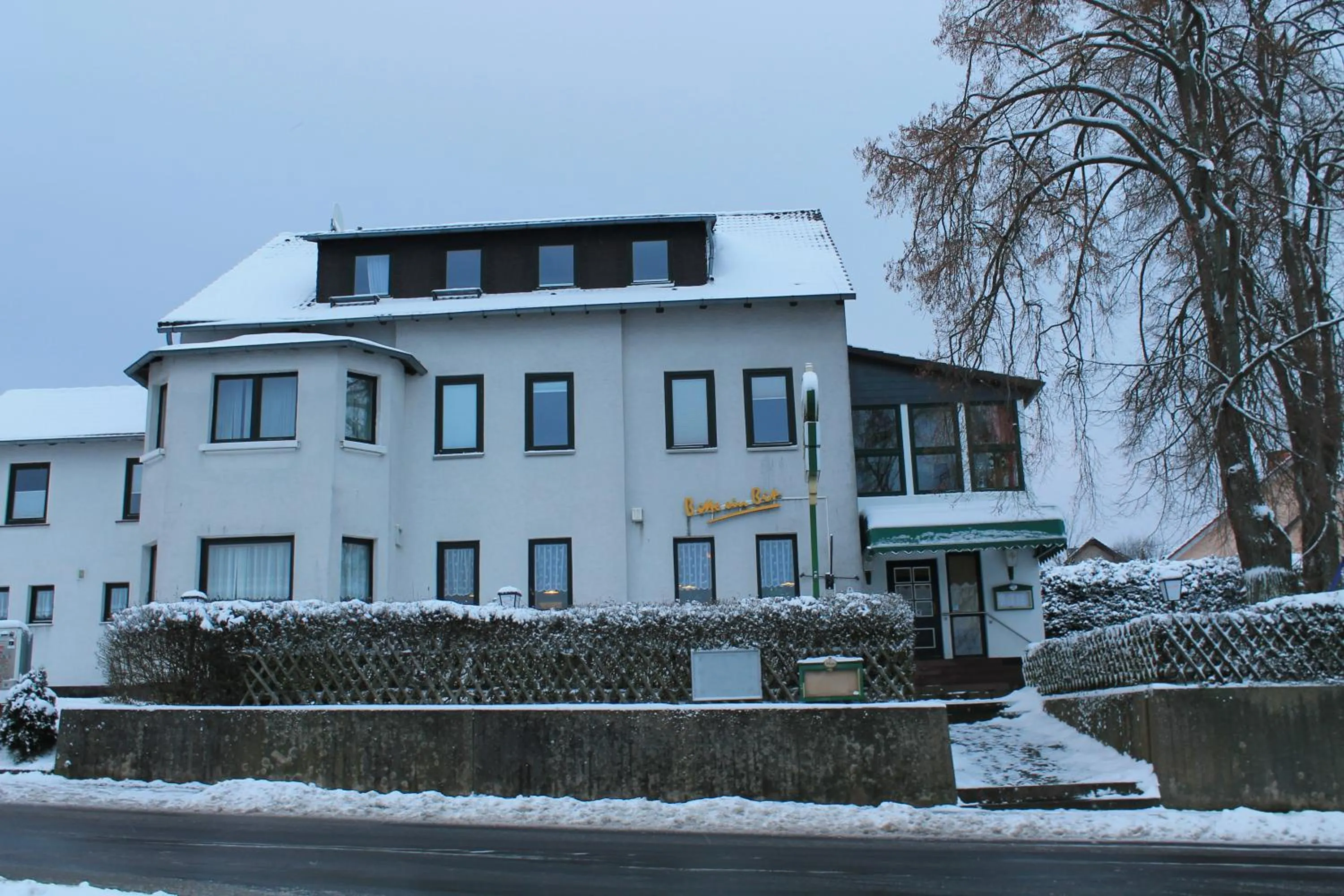 Property building in Gasthaus Waldschlosschen