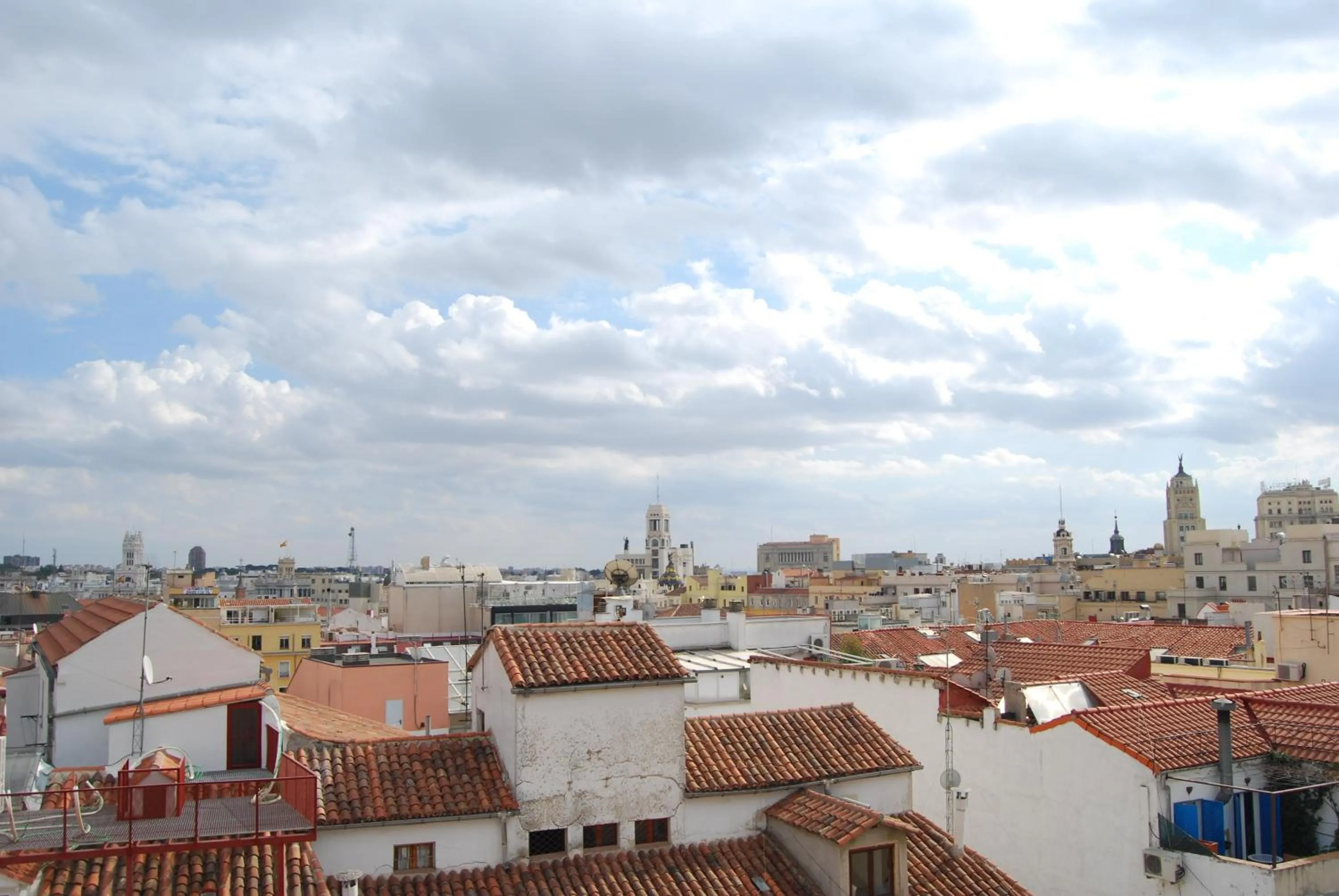 Area and facilities in Hostal America