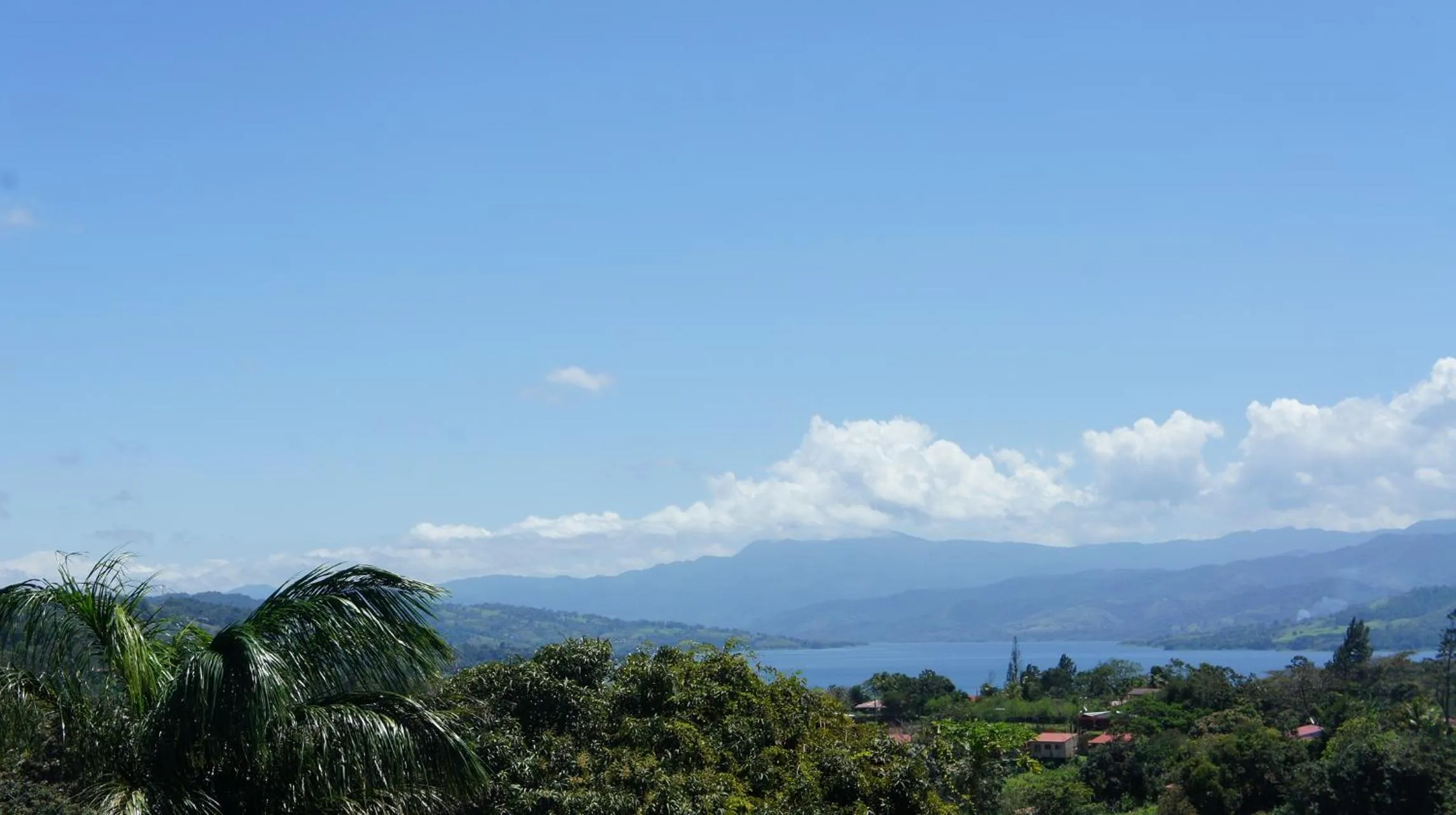 Lake view in Casa Donna Rosa B&B