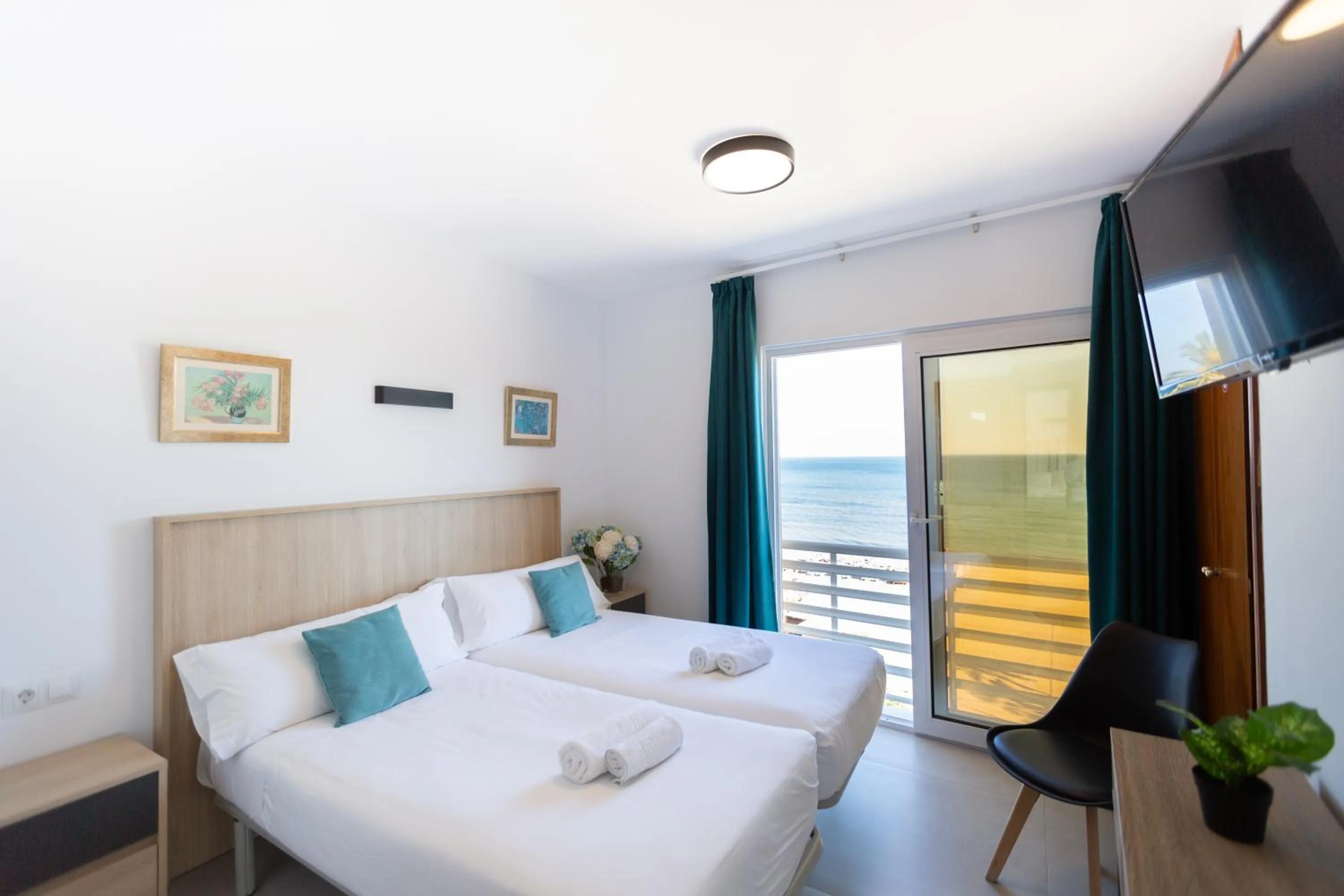 Bedroom, Bed in Hotel Mediterráneo by Croma