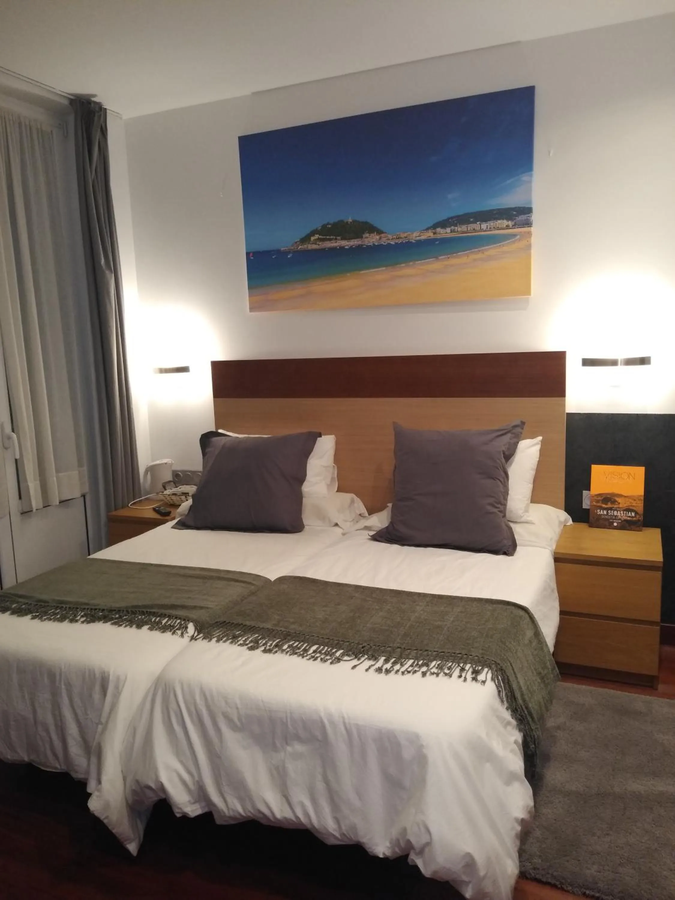 Bed in Hostal San Sebastian Centro