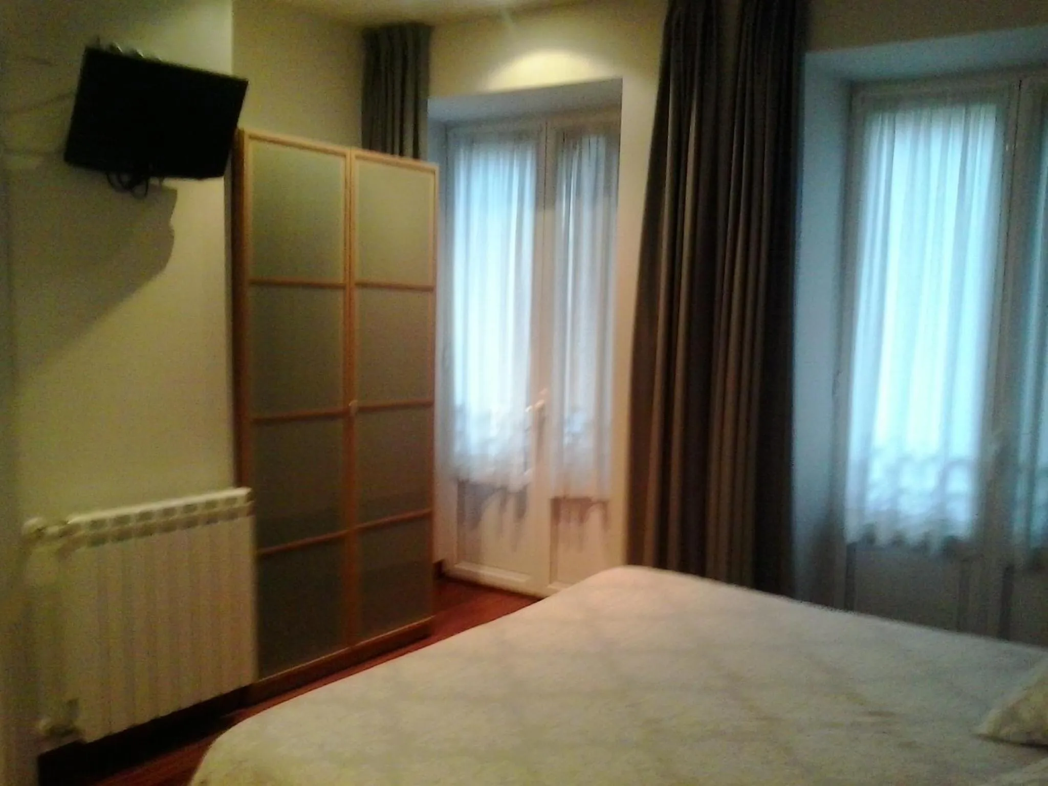 Shower, Bed in Hostal San Sebastian Centro