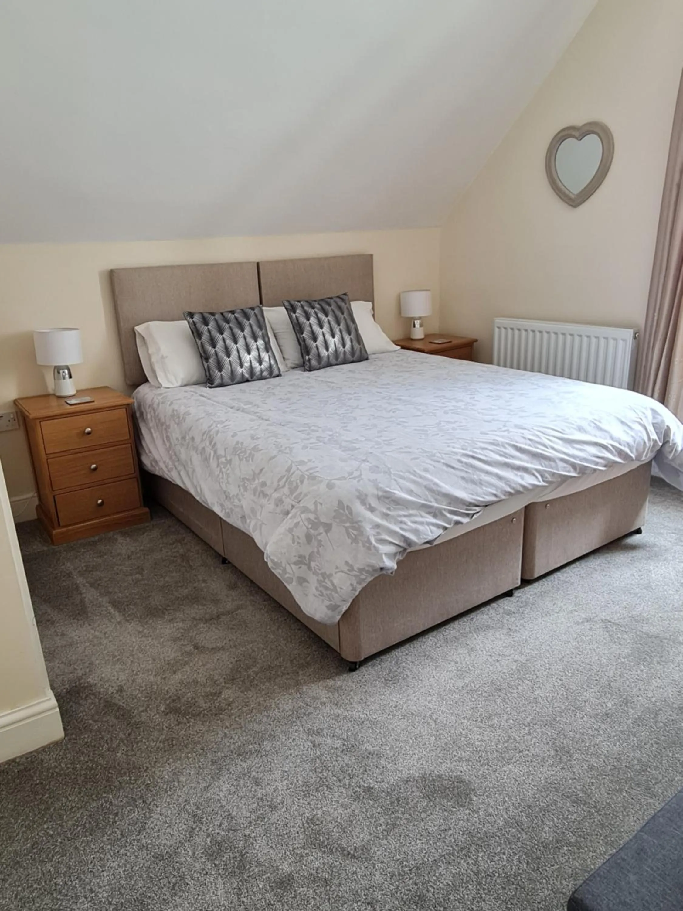 Bed in Highfield Guest House