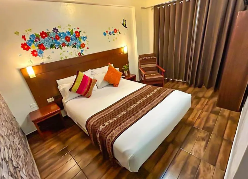 Quiet street view, Bed in Hotel Machupicchu Adventure