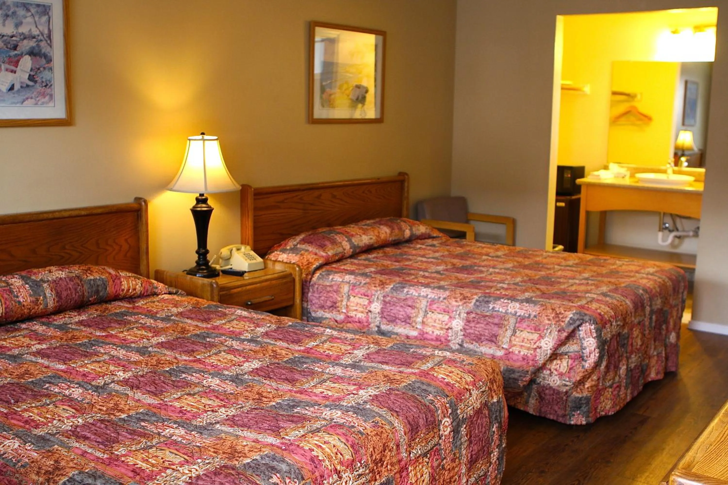 Bed in San Luis Inn and Suites