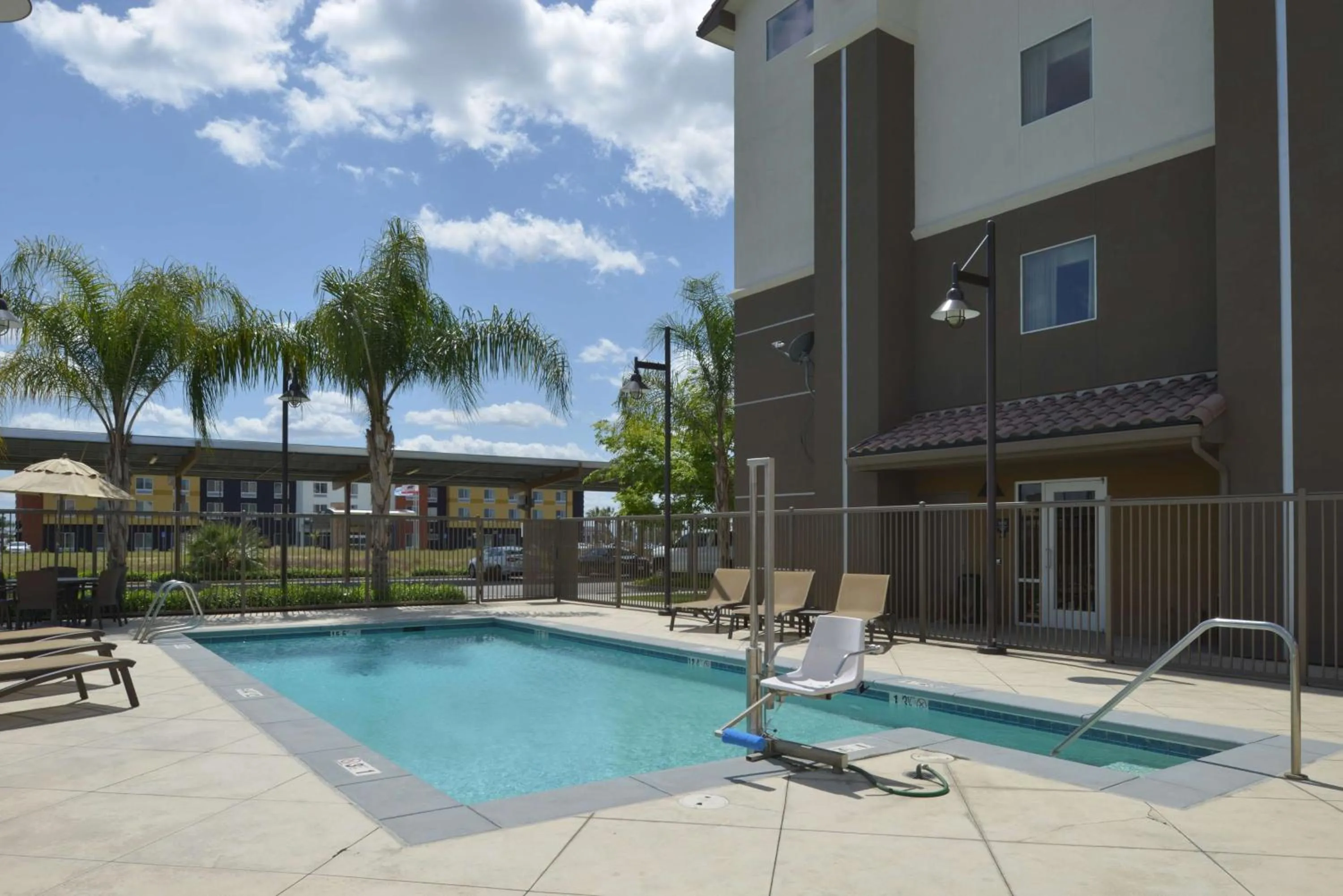 Pool view in Hampton Inn and Suites Bakersfield North-Airport