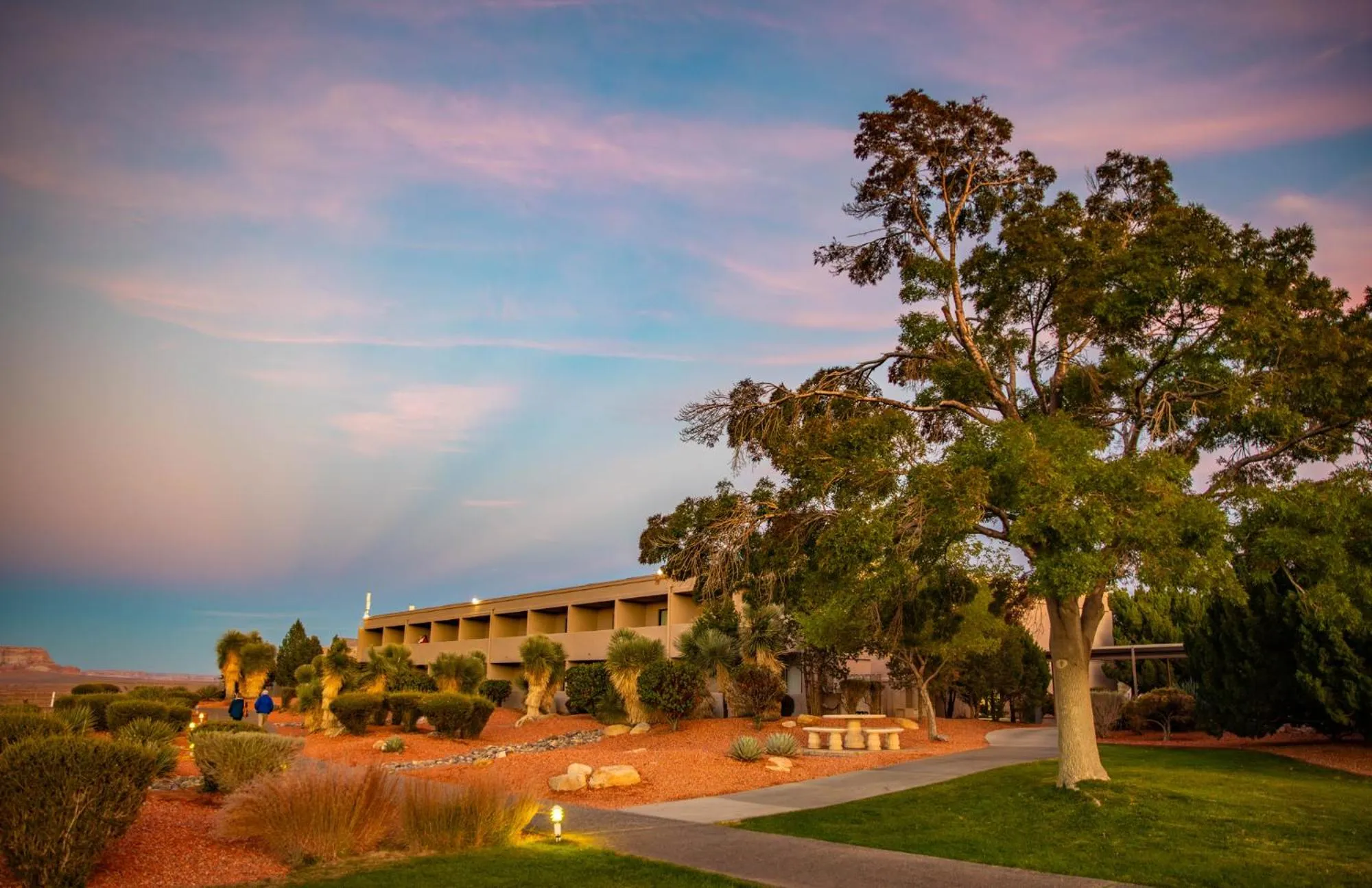 Property building in Lake Powell Resort
