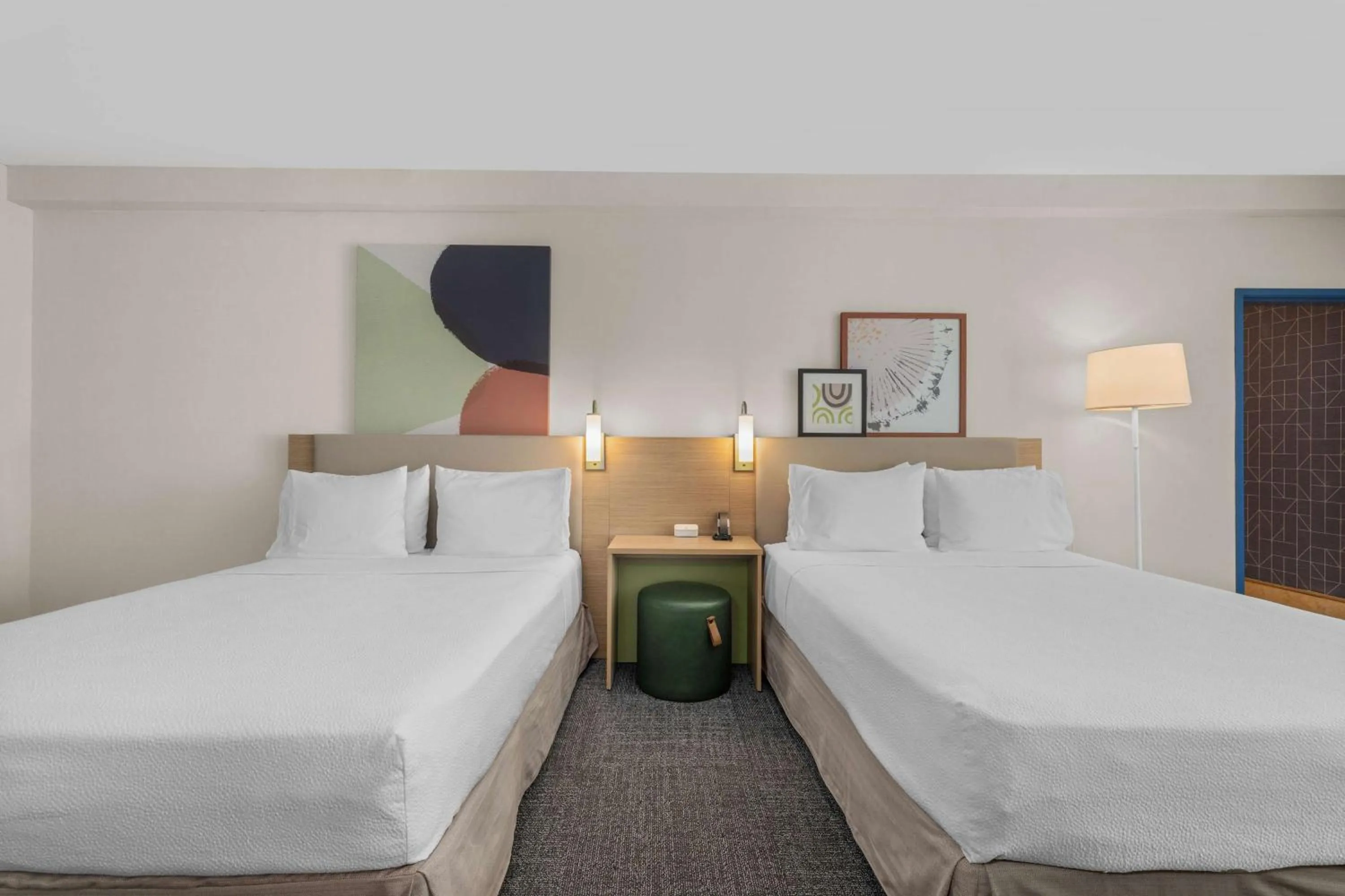 Bed in Spark by Hilton Bakersfield Central