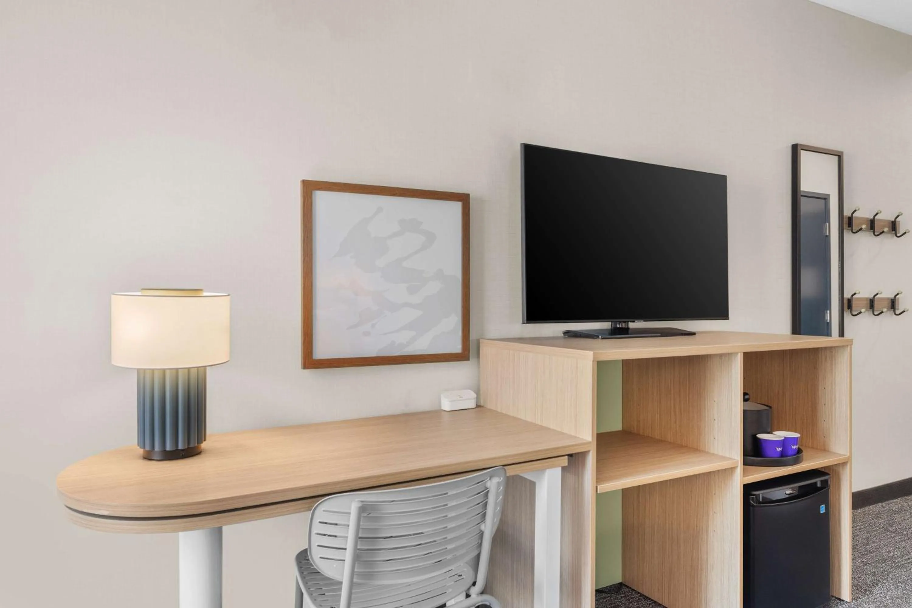 Bedroom in Spark by Hilton Bakersfield Central