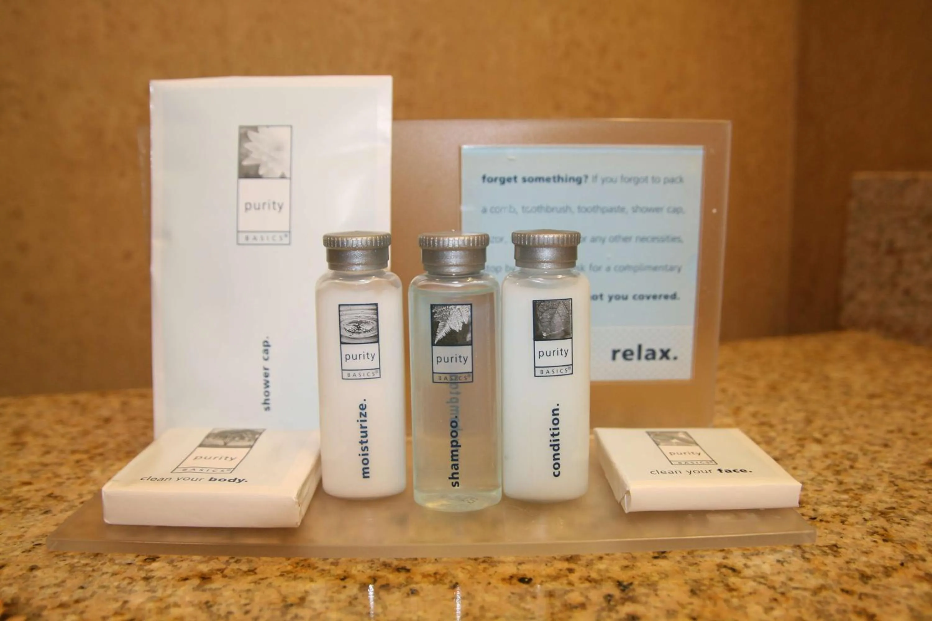 Bathroom in Hampton Inn and Suites Barstow