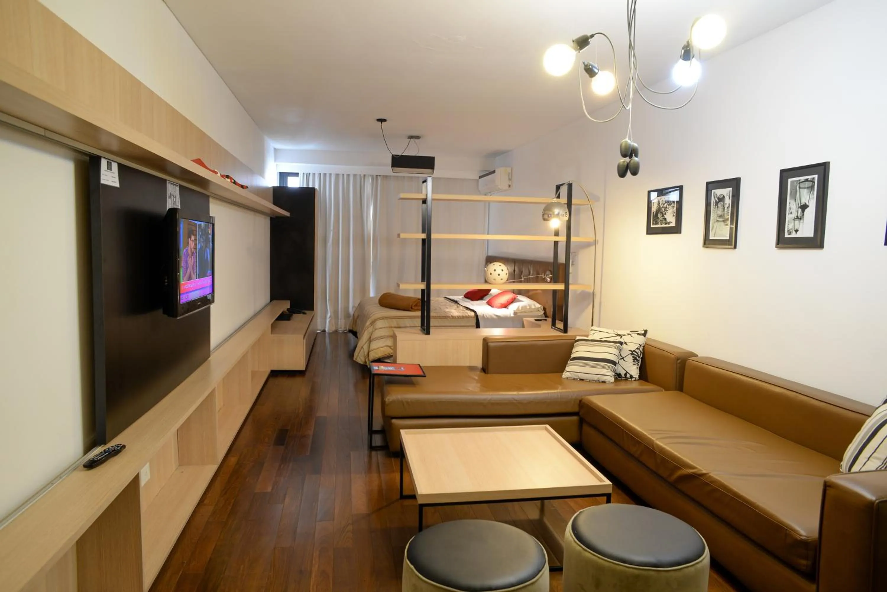 Photo of the whole room in IQ Callao By Recoleta Apartments