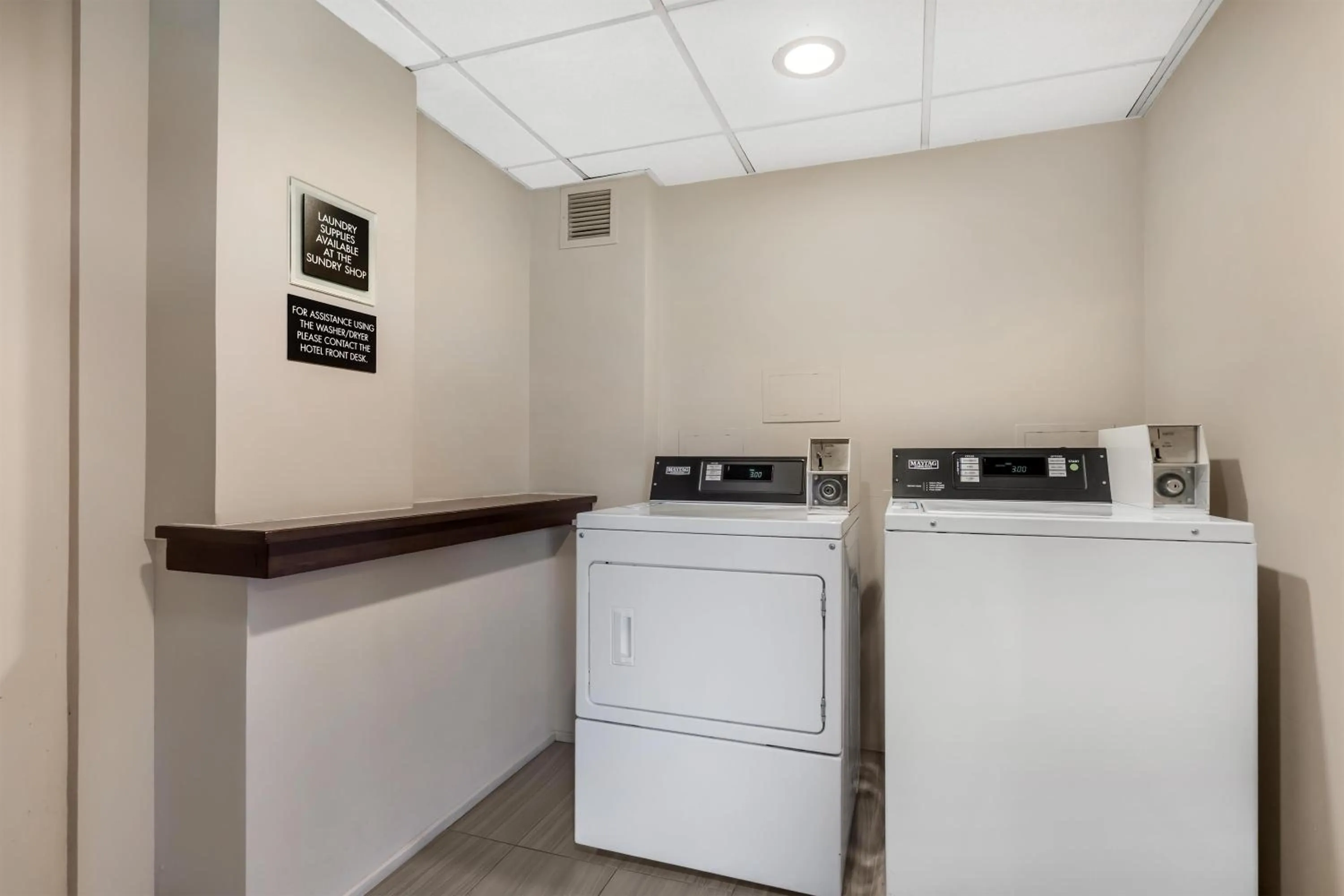 laundry in Best Western Plus Bellingham