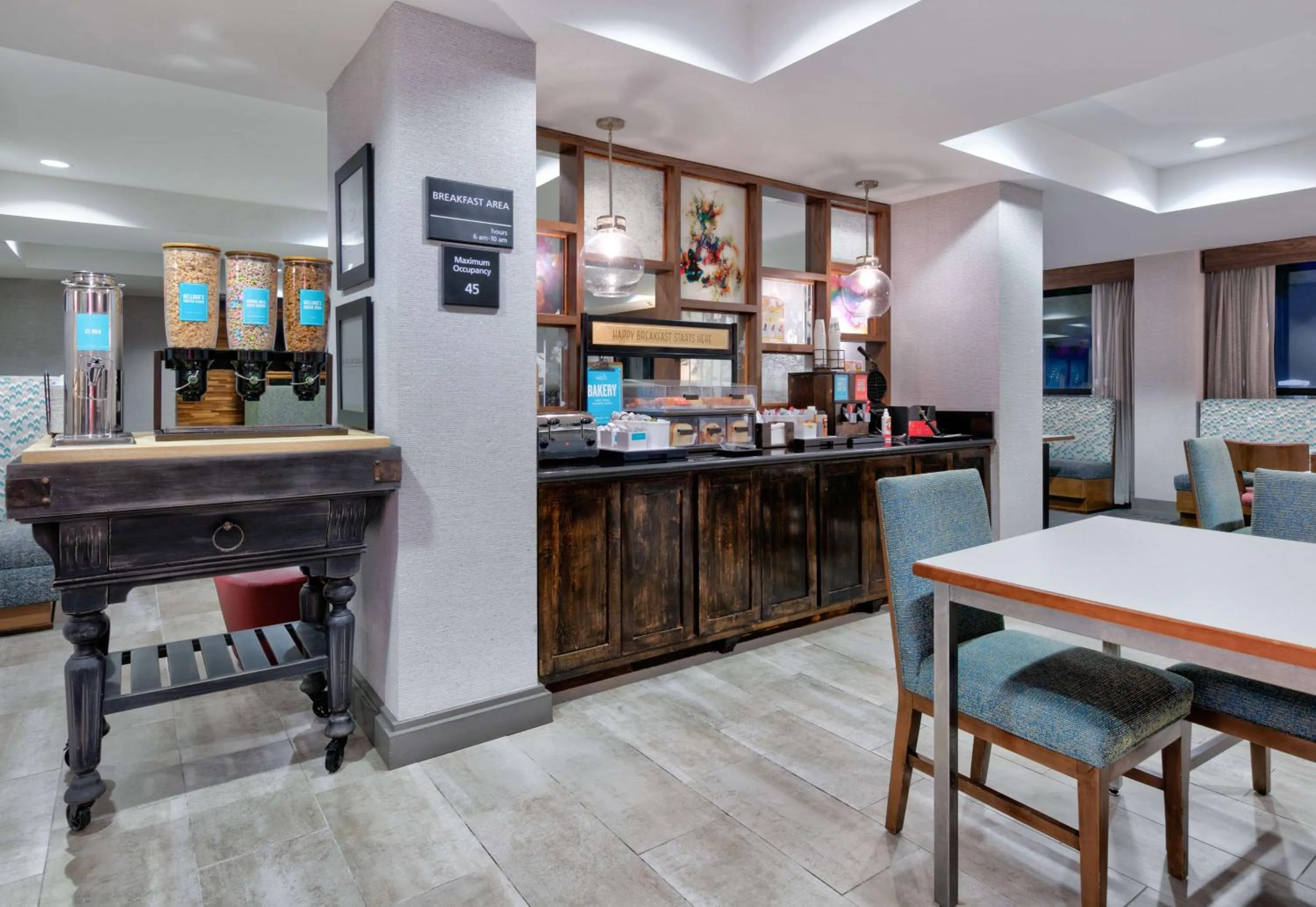 Breakfast in Hampton Inn Biloxi Beach Boulevard