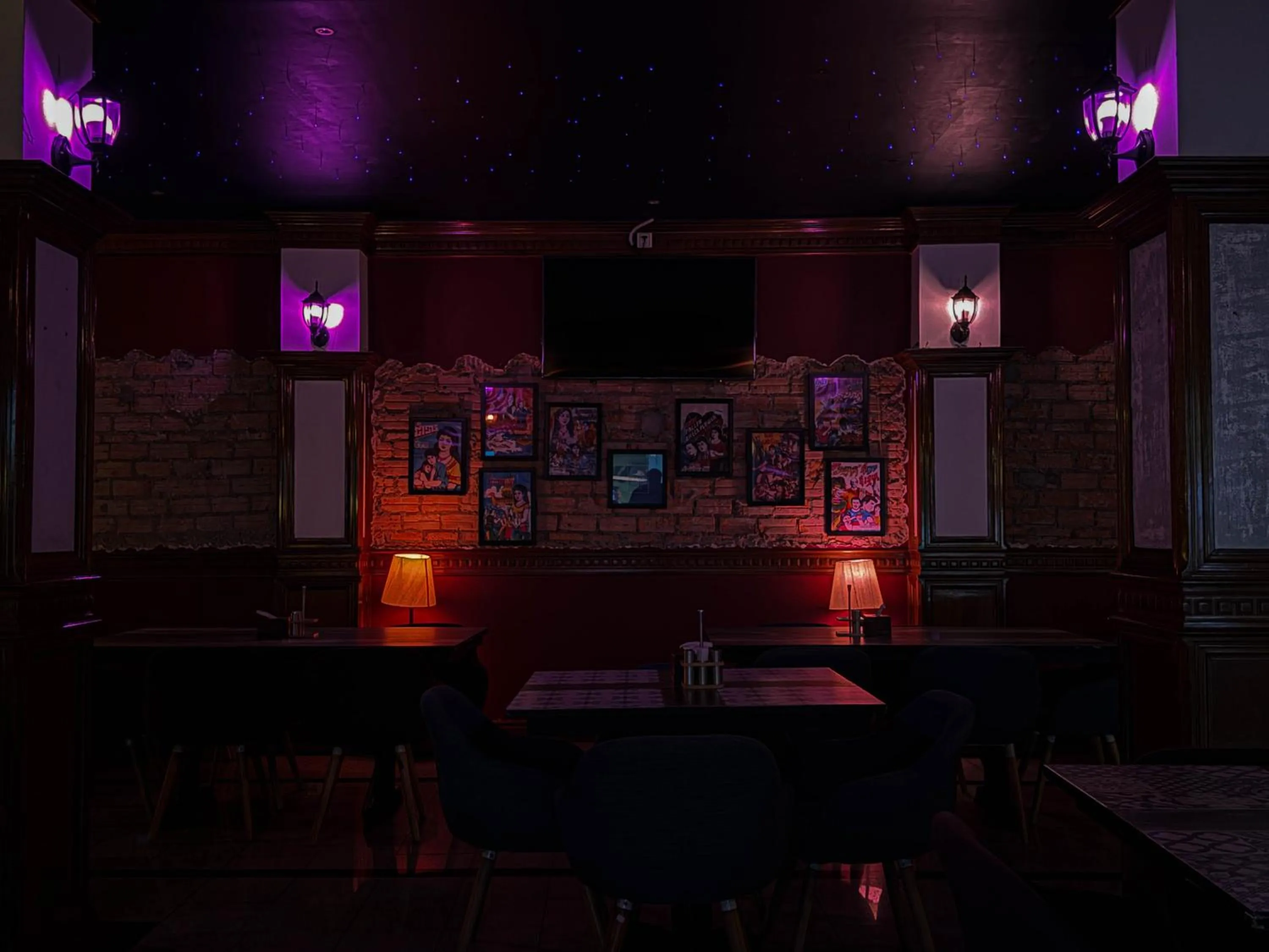 Restaurant/places to eat in Pacific Hotel