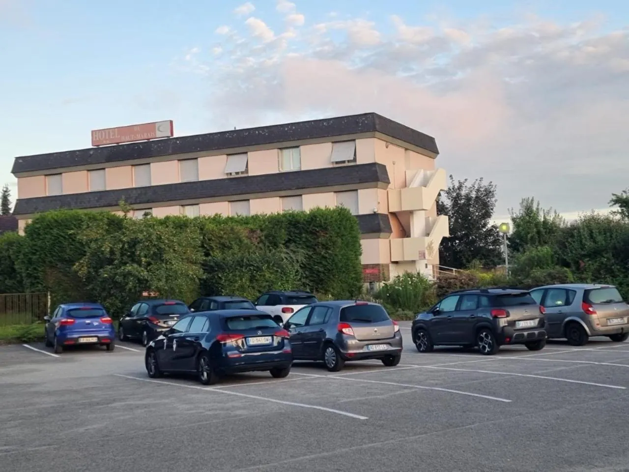 Parking in Hotel du Haut Marais