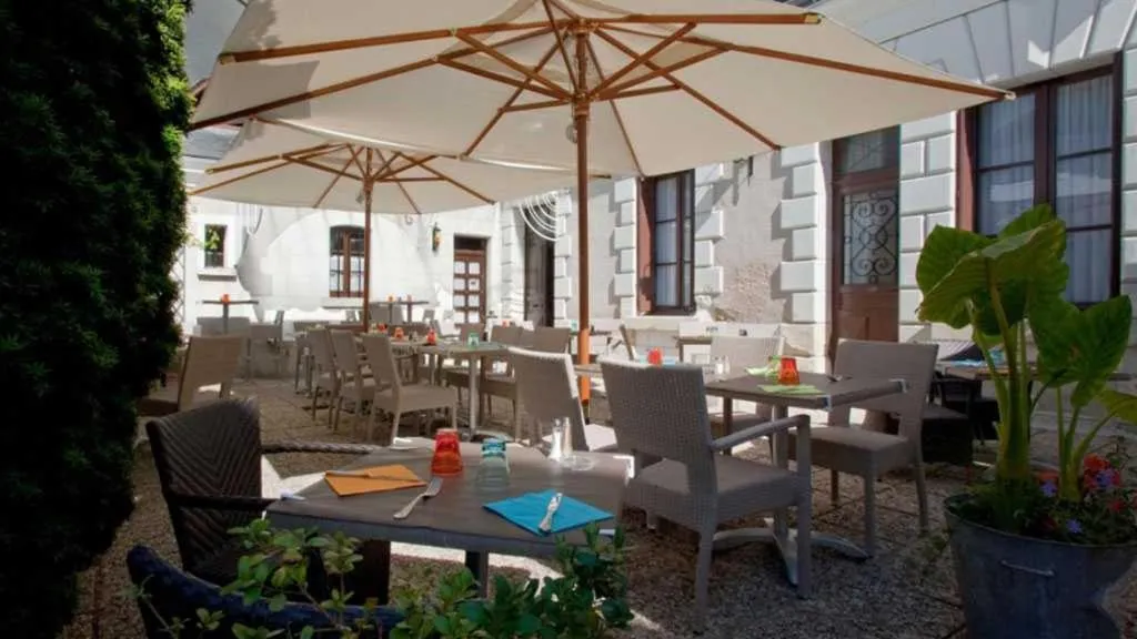 Logis Hôtels Restaurant Le Relais Chenonceaux