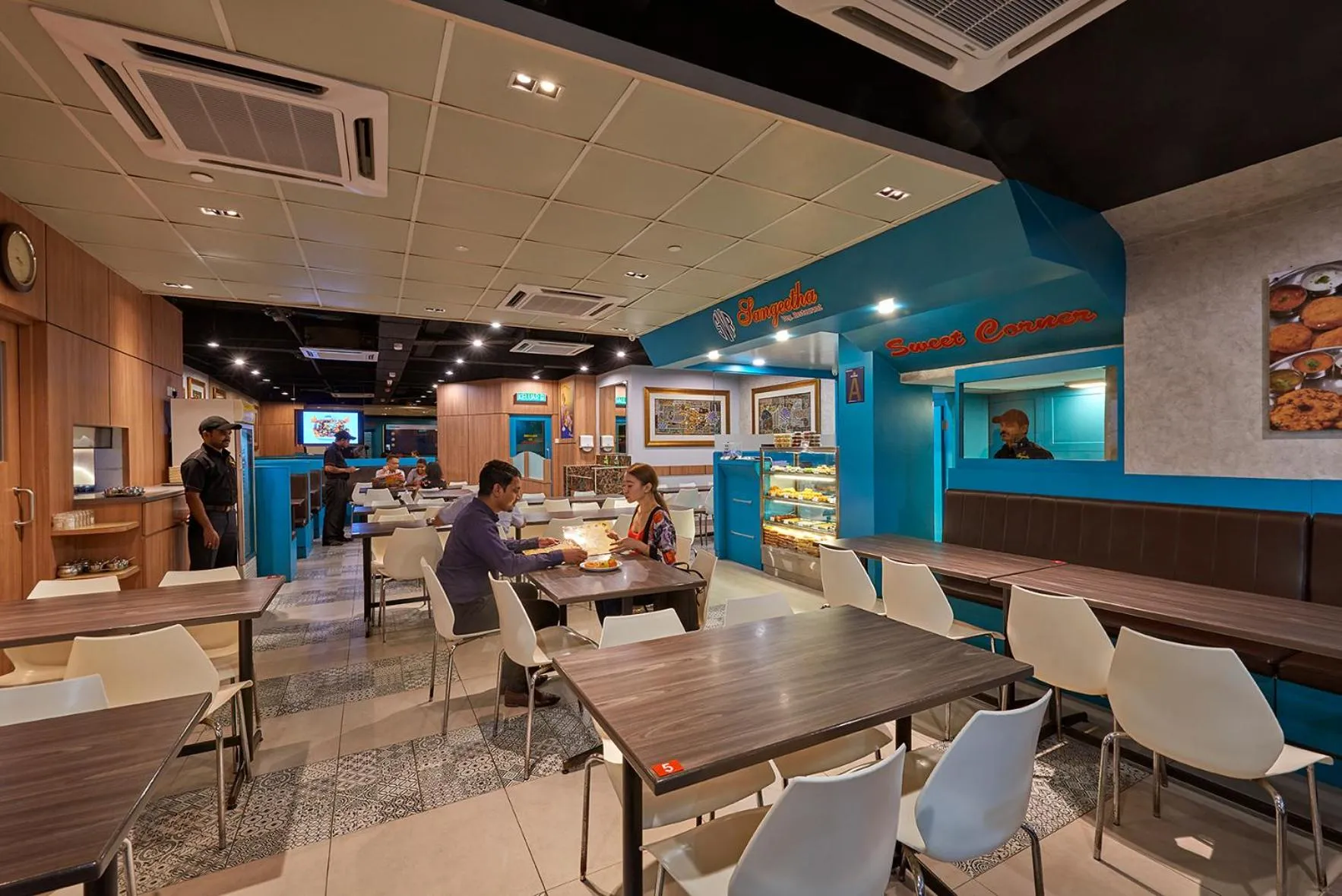 Food and drinks in Palace Hotel