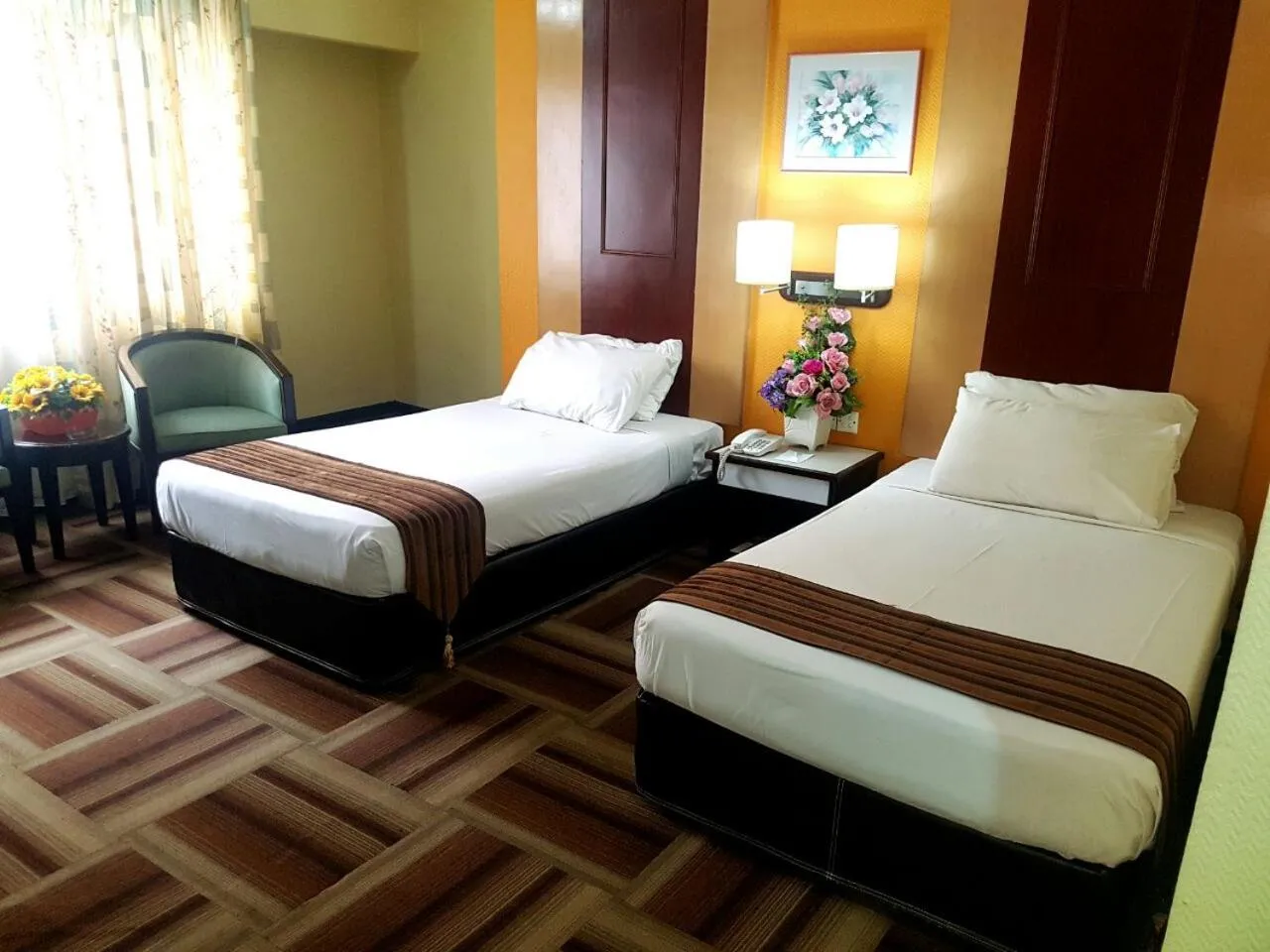 Photo of the whole room, Bed in Palace Hotel