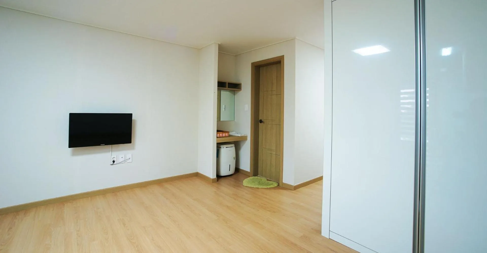 Gotjawal Geomunoreum Pension