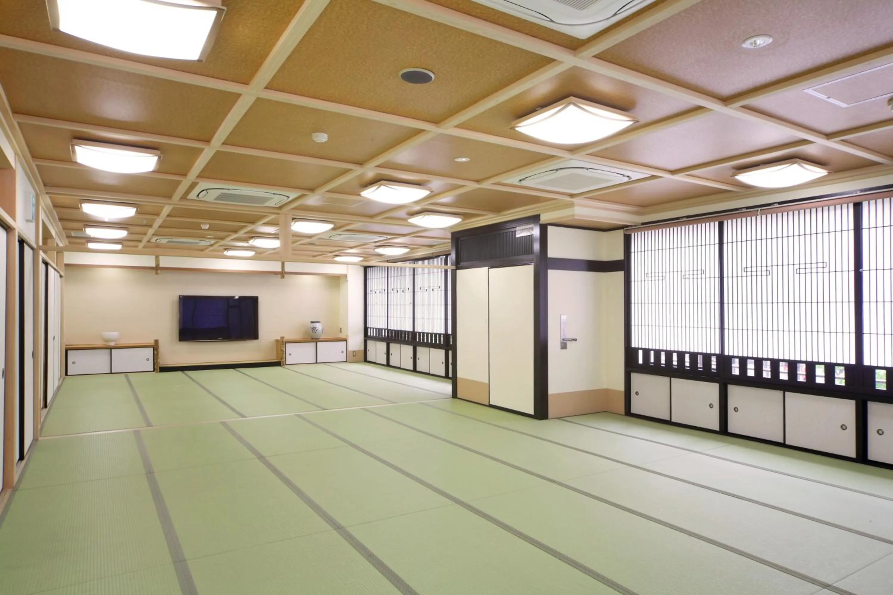 Restaurant/places to eat in Hotel Chatelet Inn Kyoto