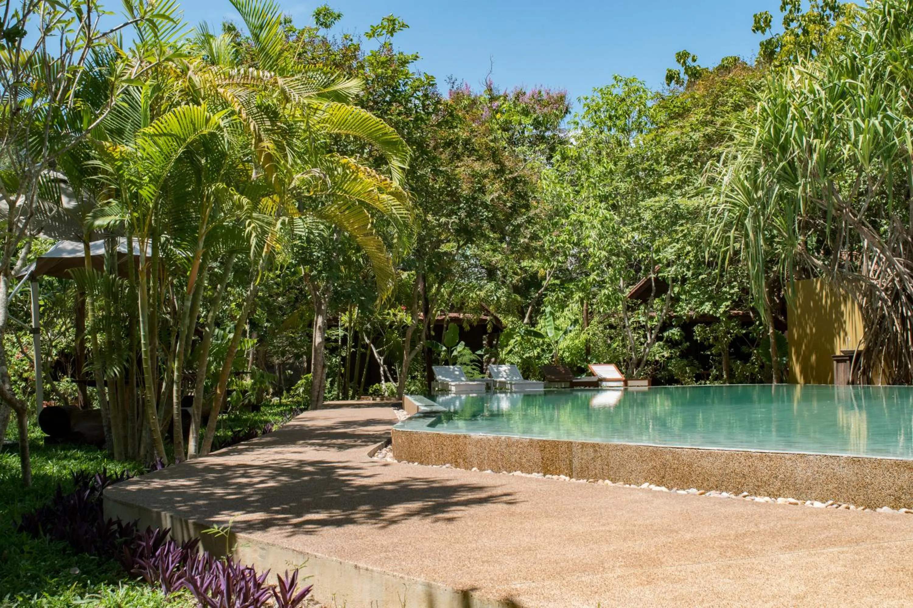 Garden in Palm Village Resort & Spa