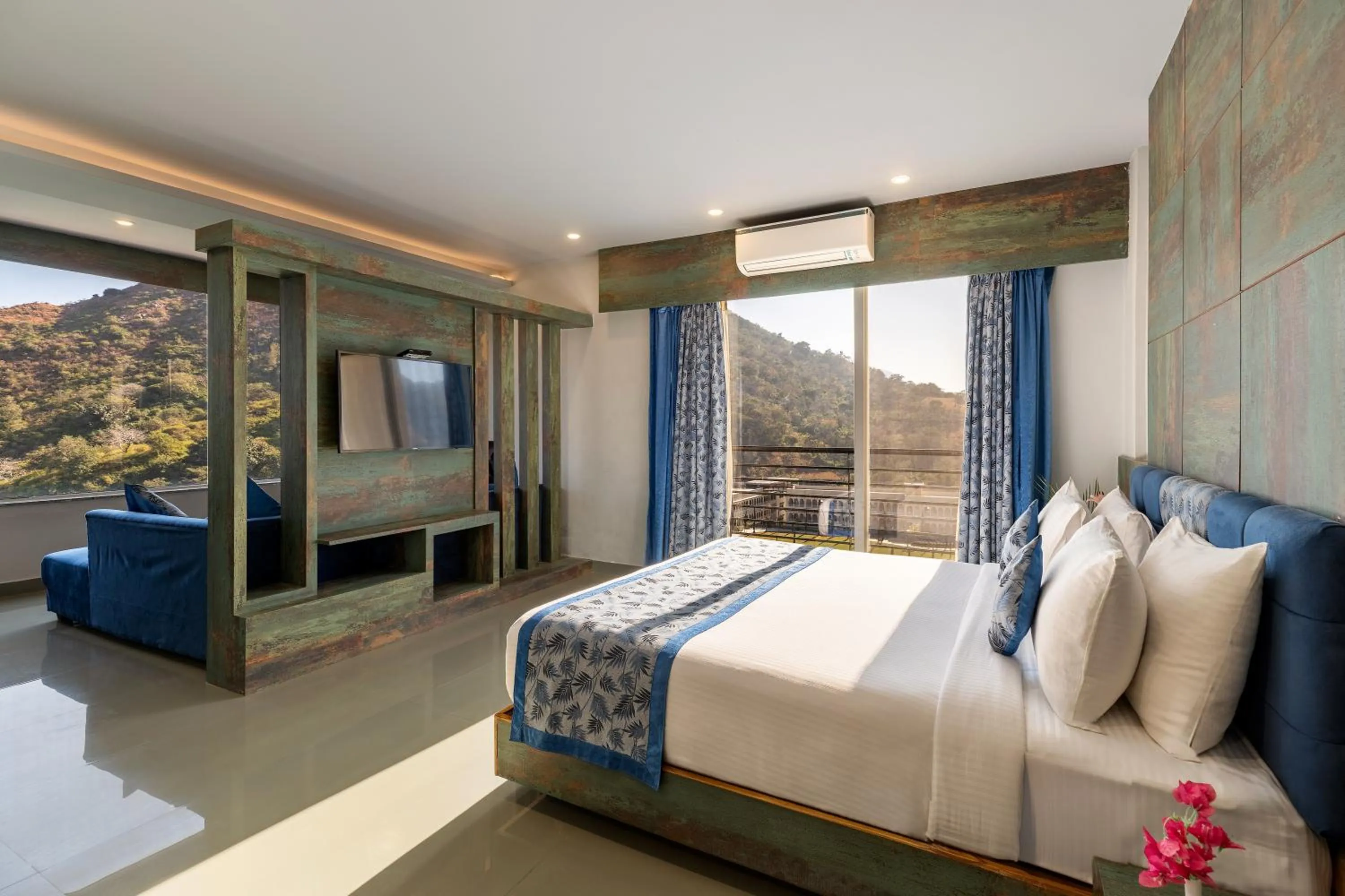 Photo of the whole room, Bed in Via Lakhela Resort & Spa