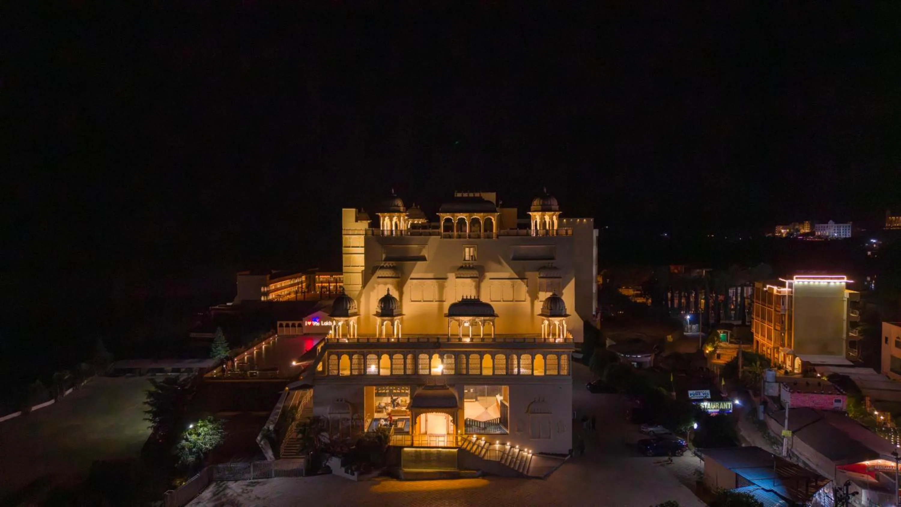 Property building in Via Lakhela Lakeview Resort & Spa