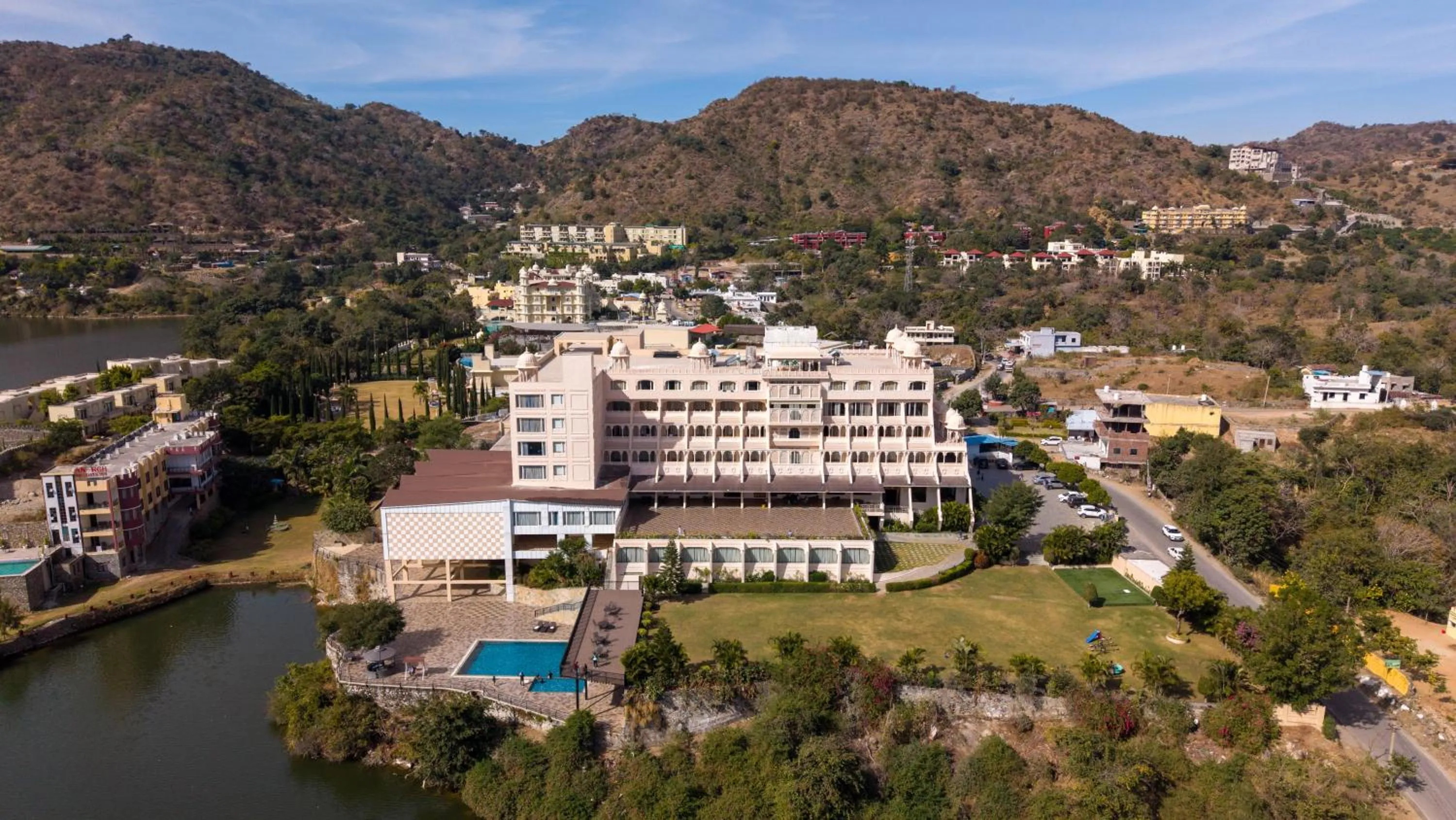 Property building in Via Lakhela Lakeview Resort & Spa