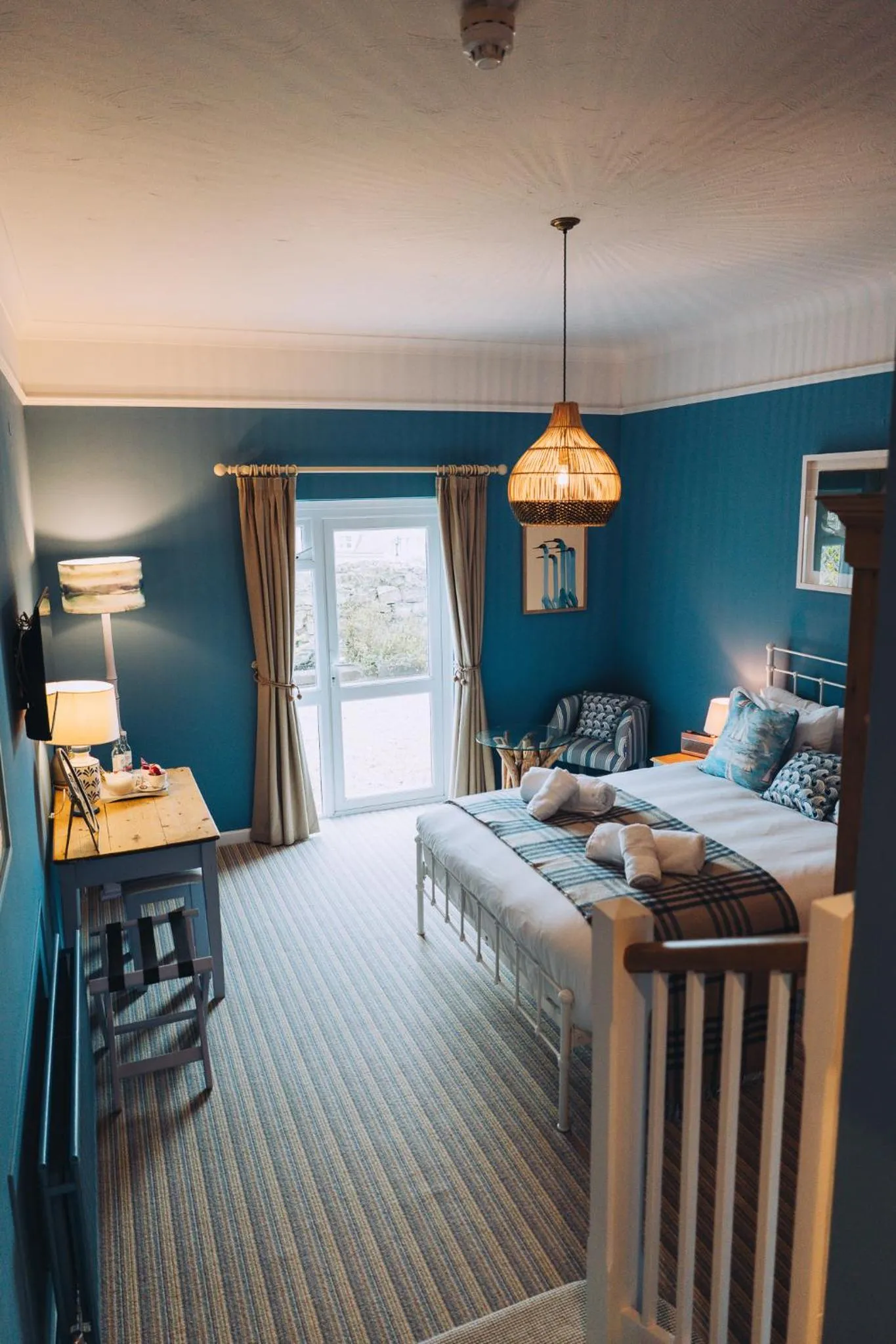 Bedroom, Bed in The Royal Lion Hotel