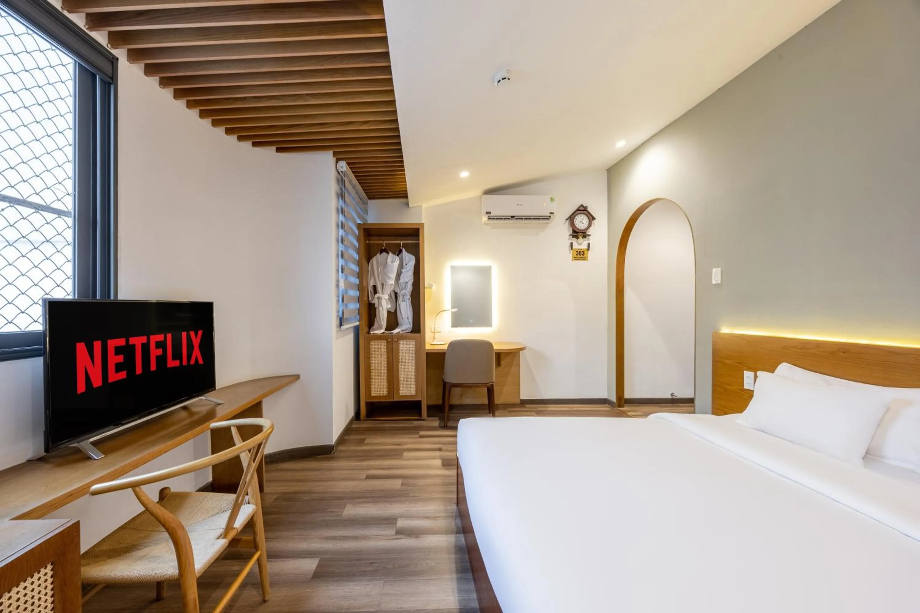 Bed in A25 Hotel - 14 Hồ Huấn Nghiệp