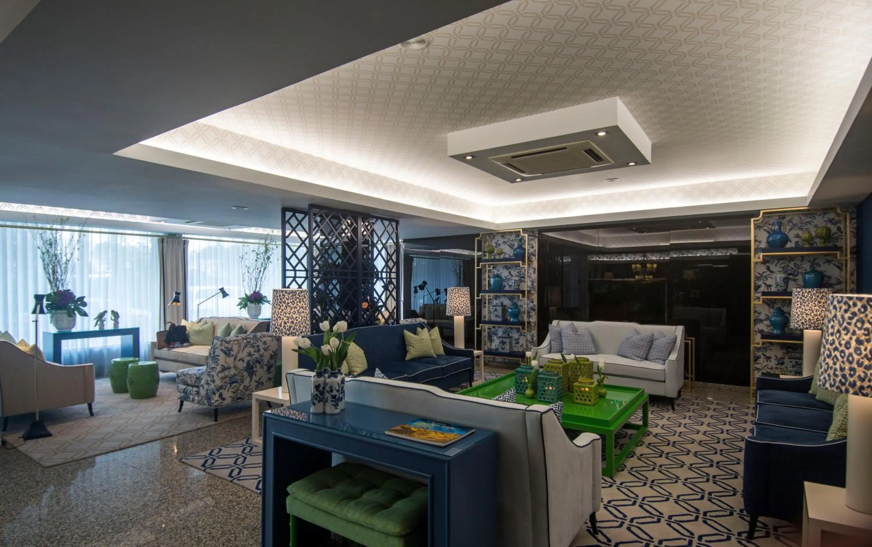 Communal lounge/ TV room in Coração de Fatima Boutique Hotel