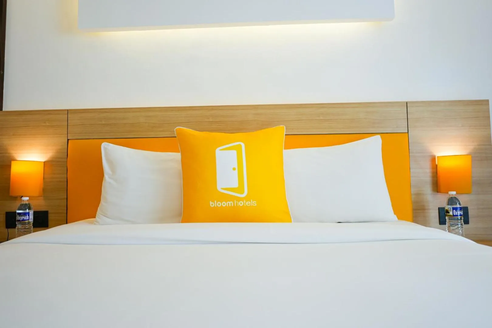 Bed in BloomSuites l Calangute