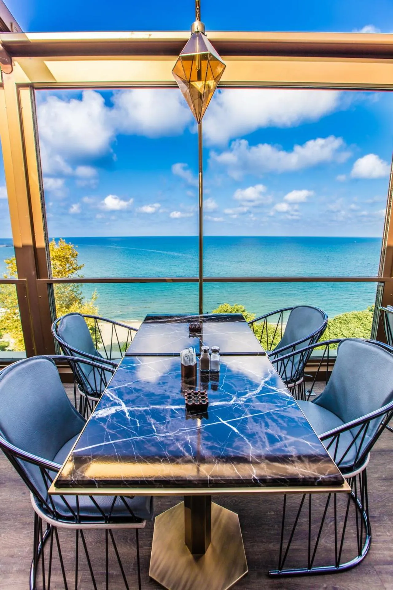 Restaurant/places to eat in The Wyspy Hotel