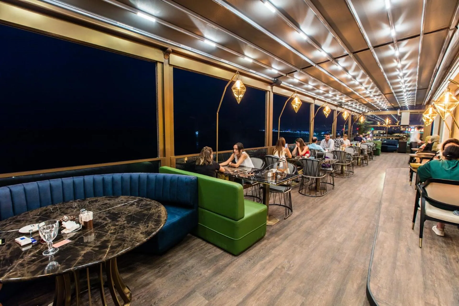 Lounge or bar in The Wyspy Hotel