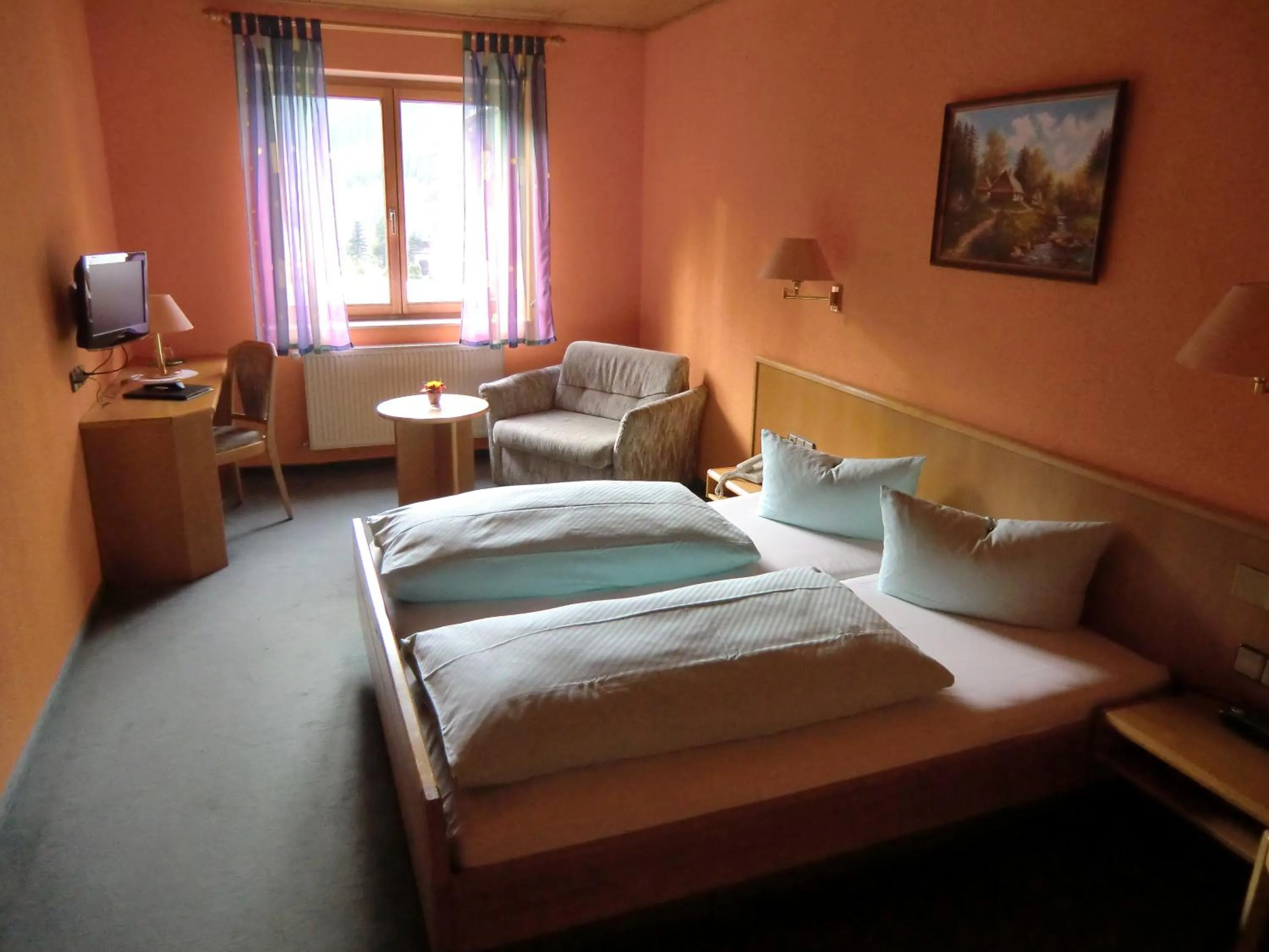 Property building, Bed in Landhotel Flöhatal